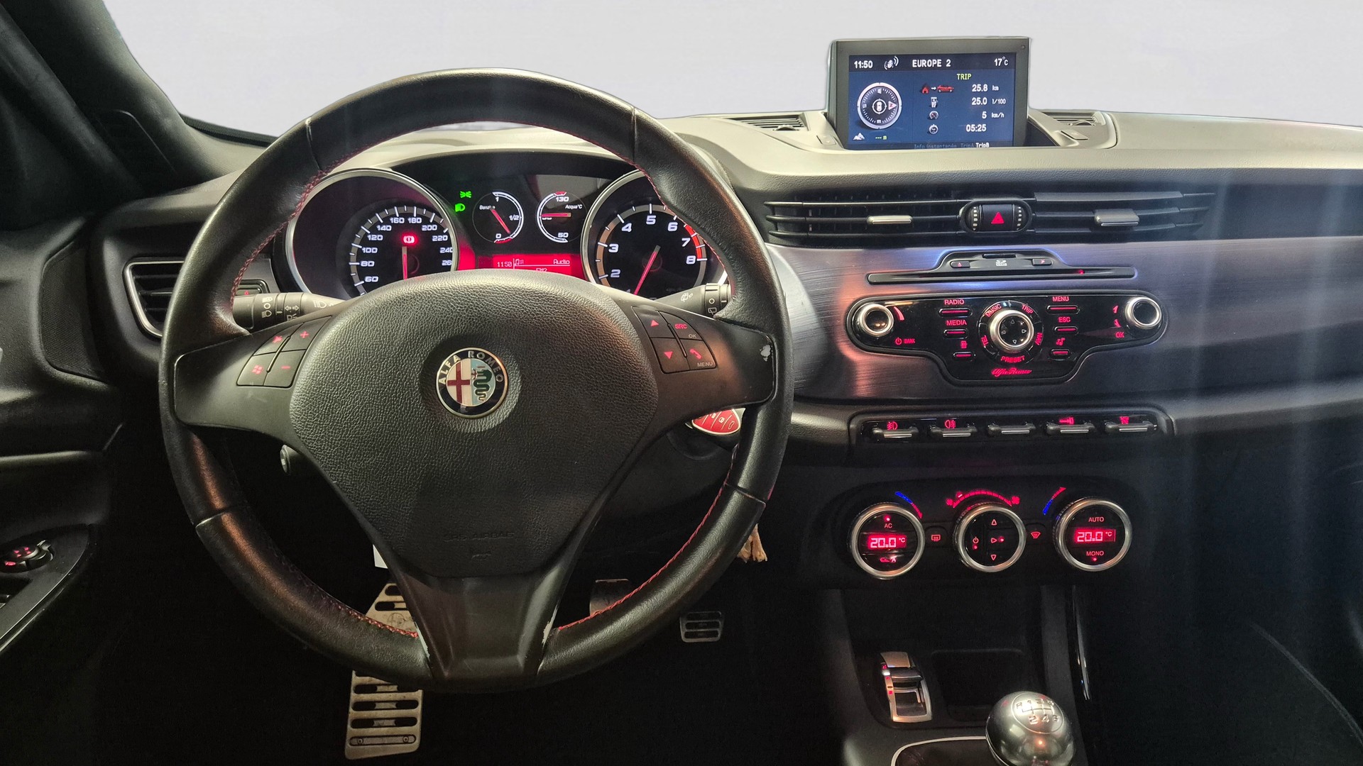 ALFA ROMEO Giulietta 1750 TBi Quadrifoglio Verde-image-8