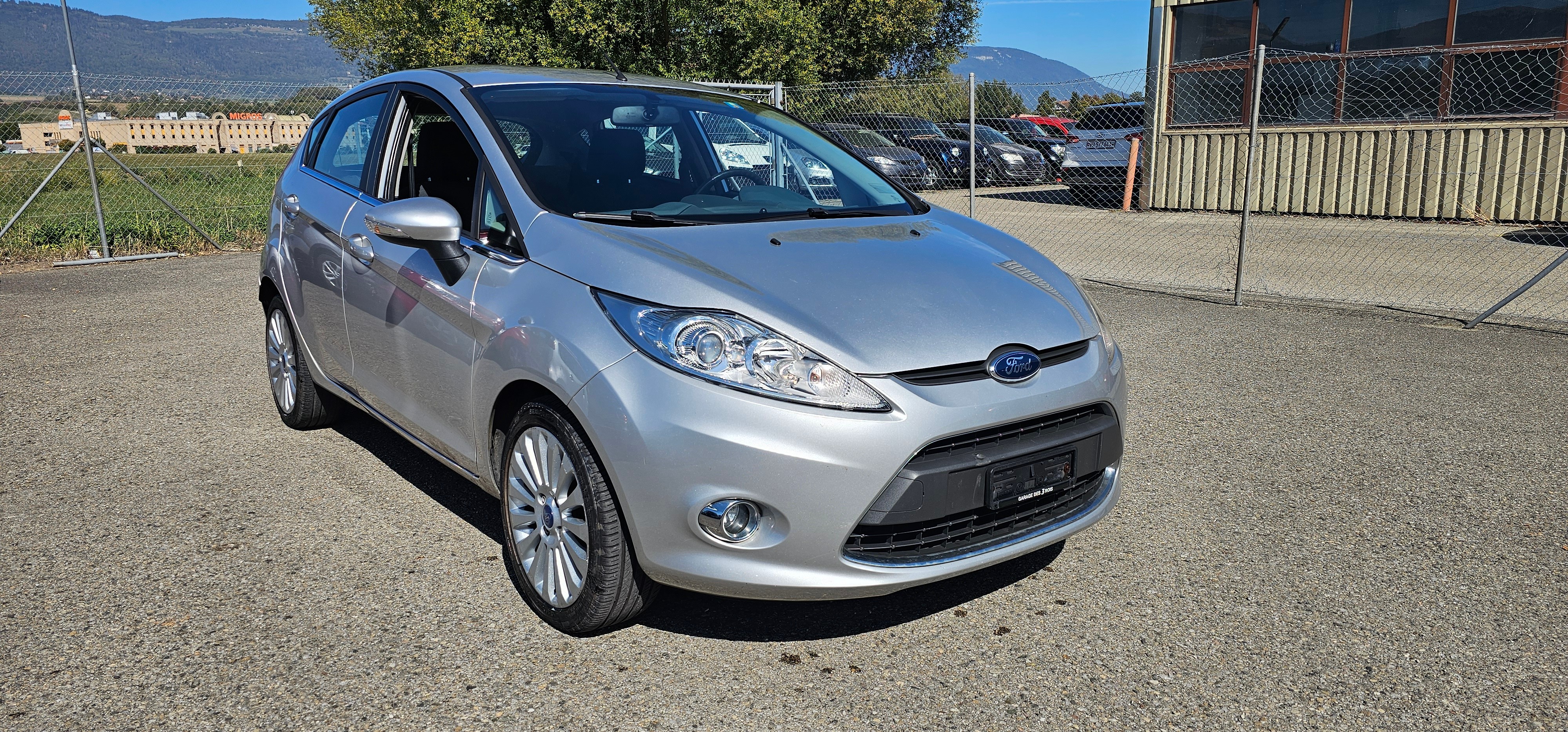 Car photo