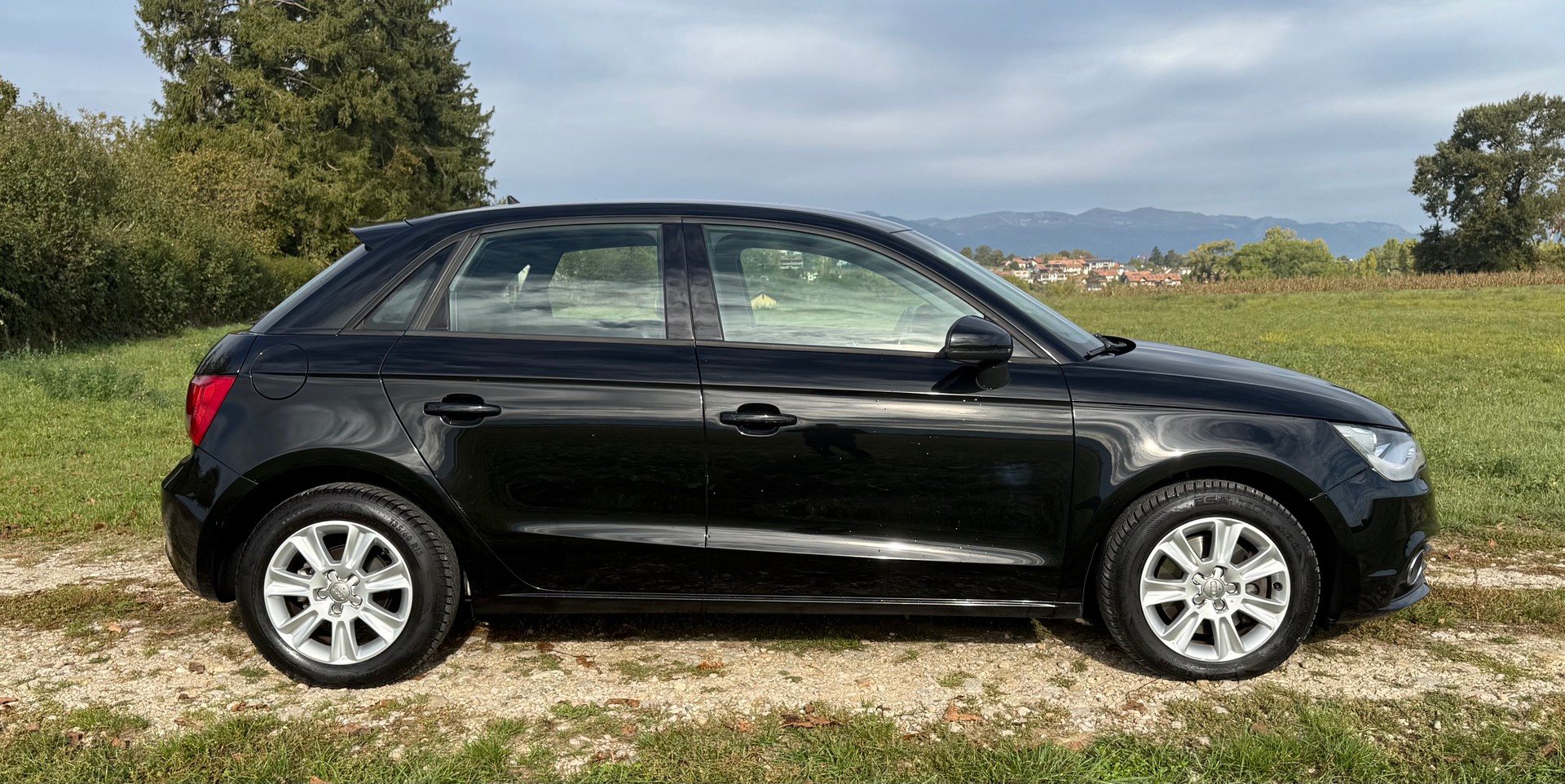 AUDI A1 Sportback 1.4 TFSI Attraction S-tronic-image-6