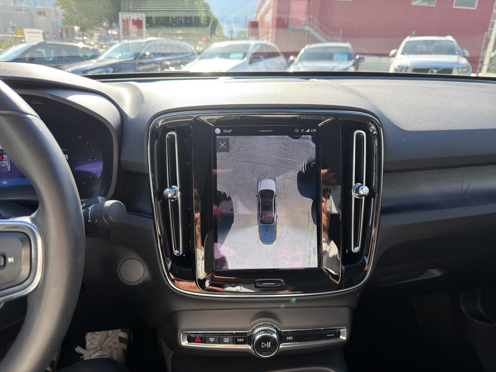 VOLVO C40 P8 Twin Recharge Ultimate AWD-image-13