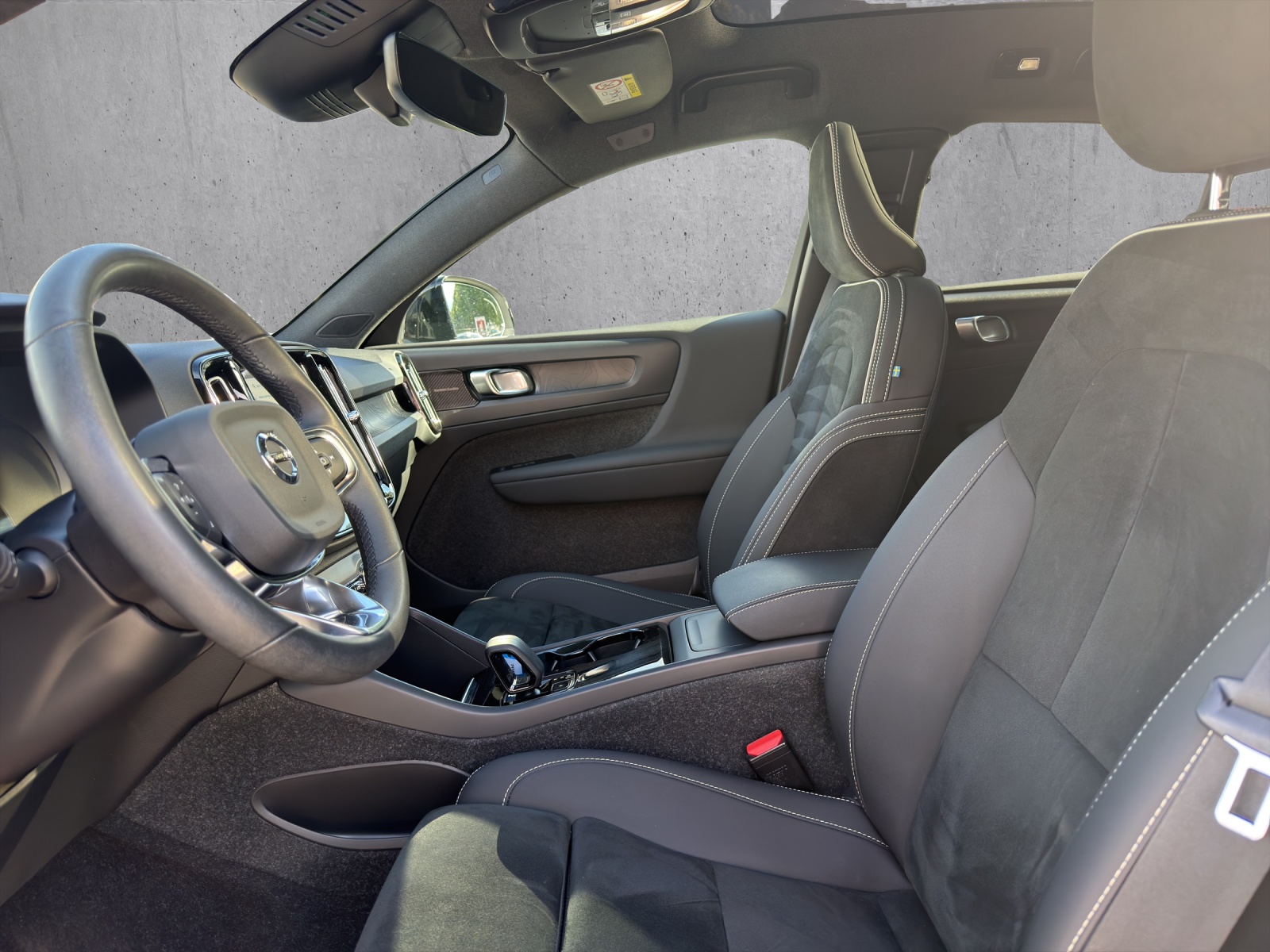 VOLVO C40 P8 Twin Recharge Ultimate AWD-image-8