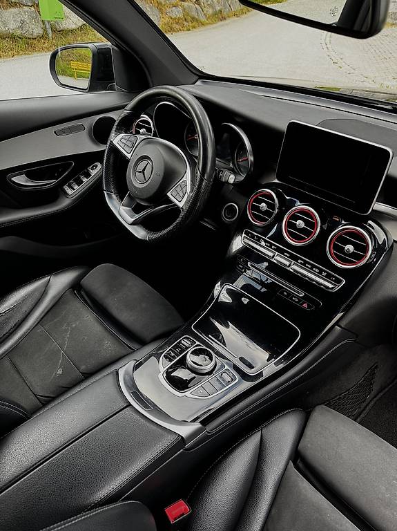 MERCEDES-BENZ-image-2