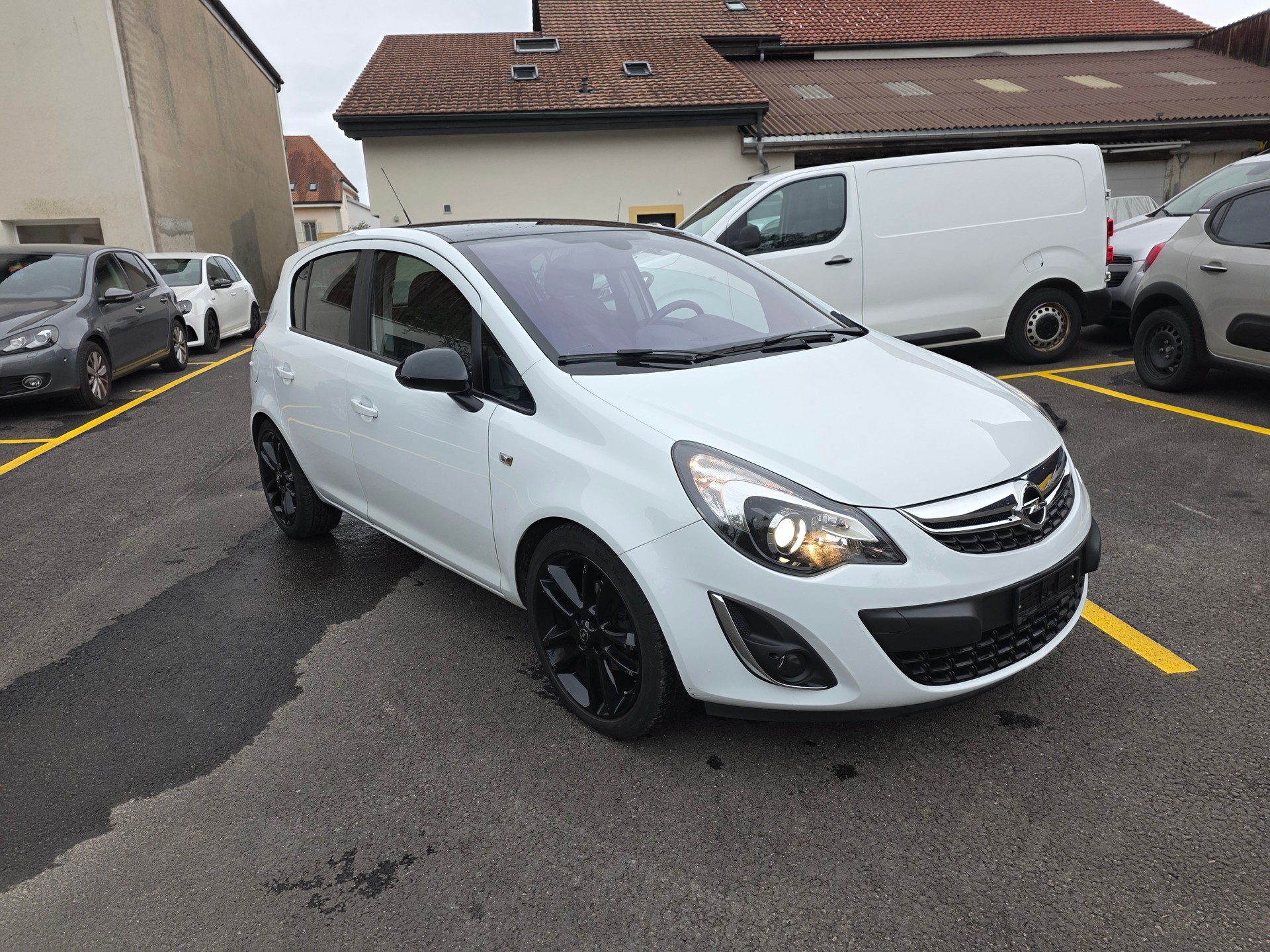 OPEL Corsa 1.4 TP Color Edition Automatic-image-2