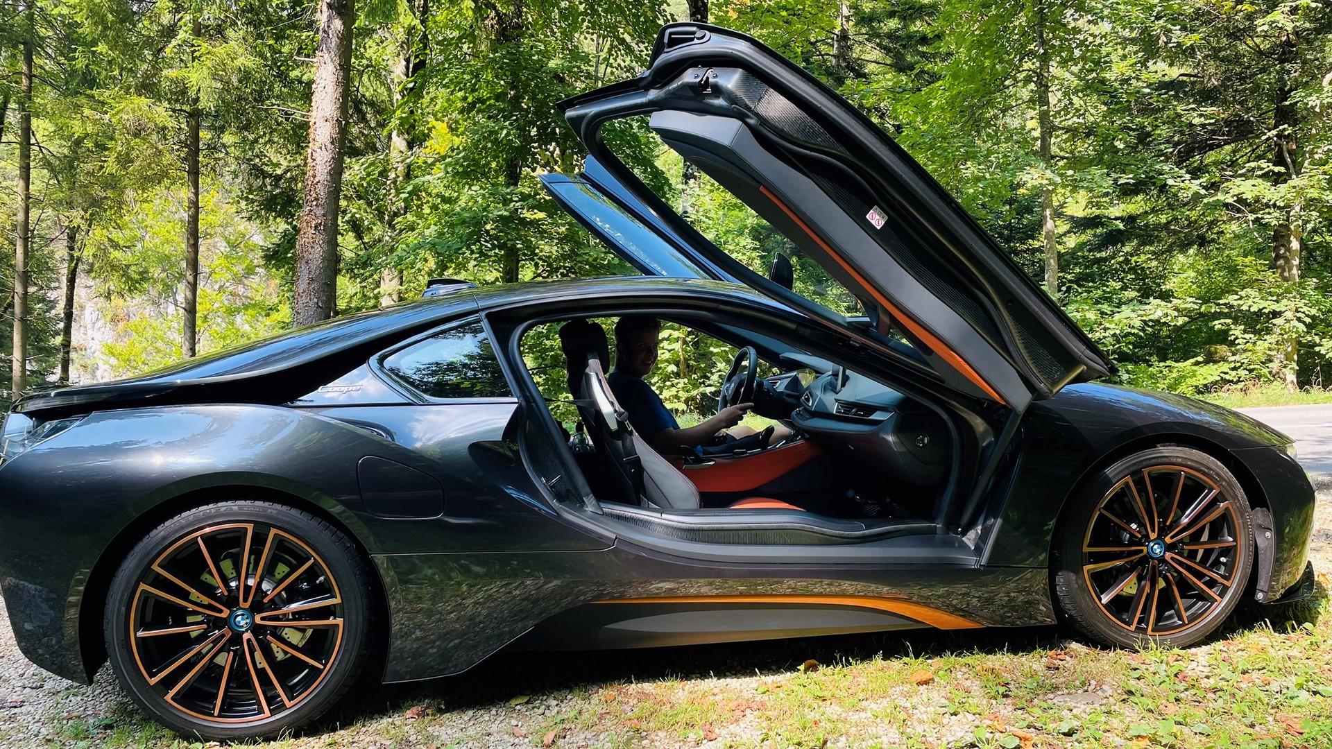 BMW i8 Coupé-image-10