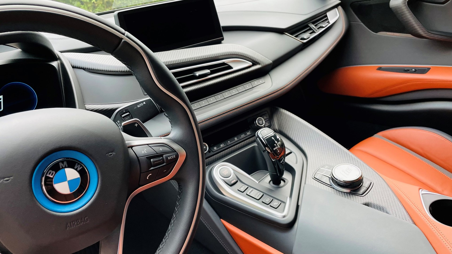 BMW i8 Coupé-image-19