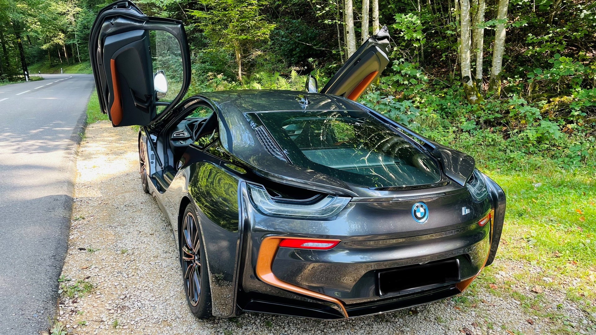 BMW i8 Coupé-image-7