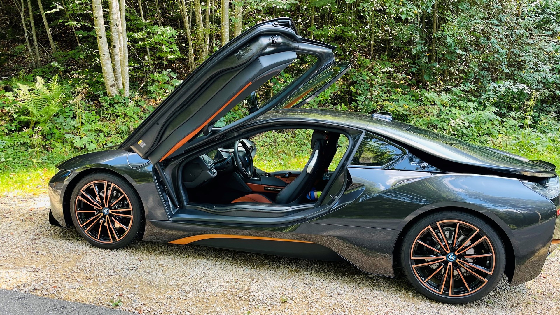 BMW i8 Coupé-image-11