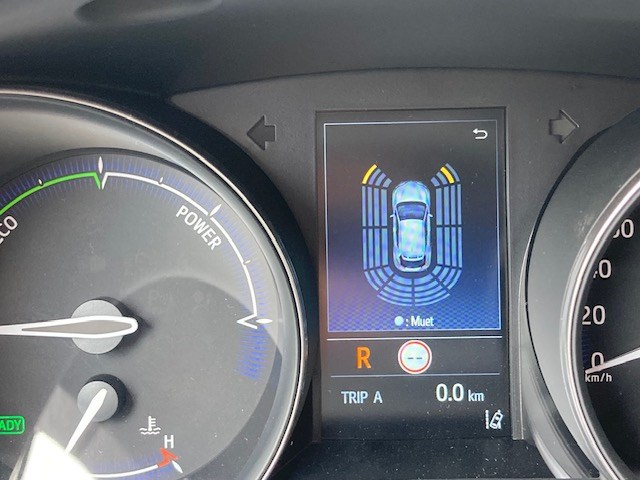 TOYOTA C-HR 1.8 HSD CVT Trend-image-12