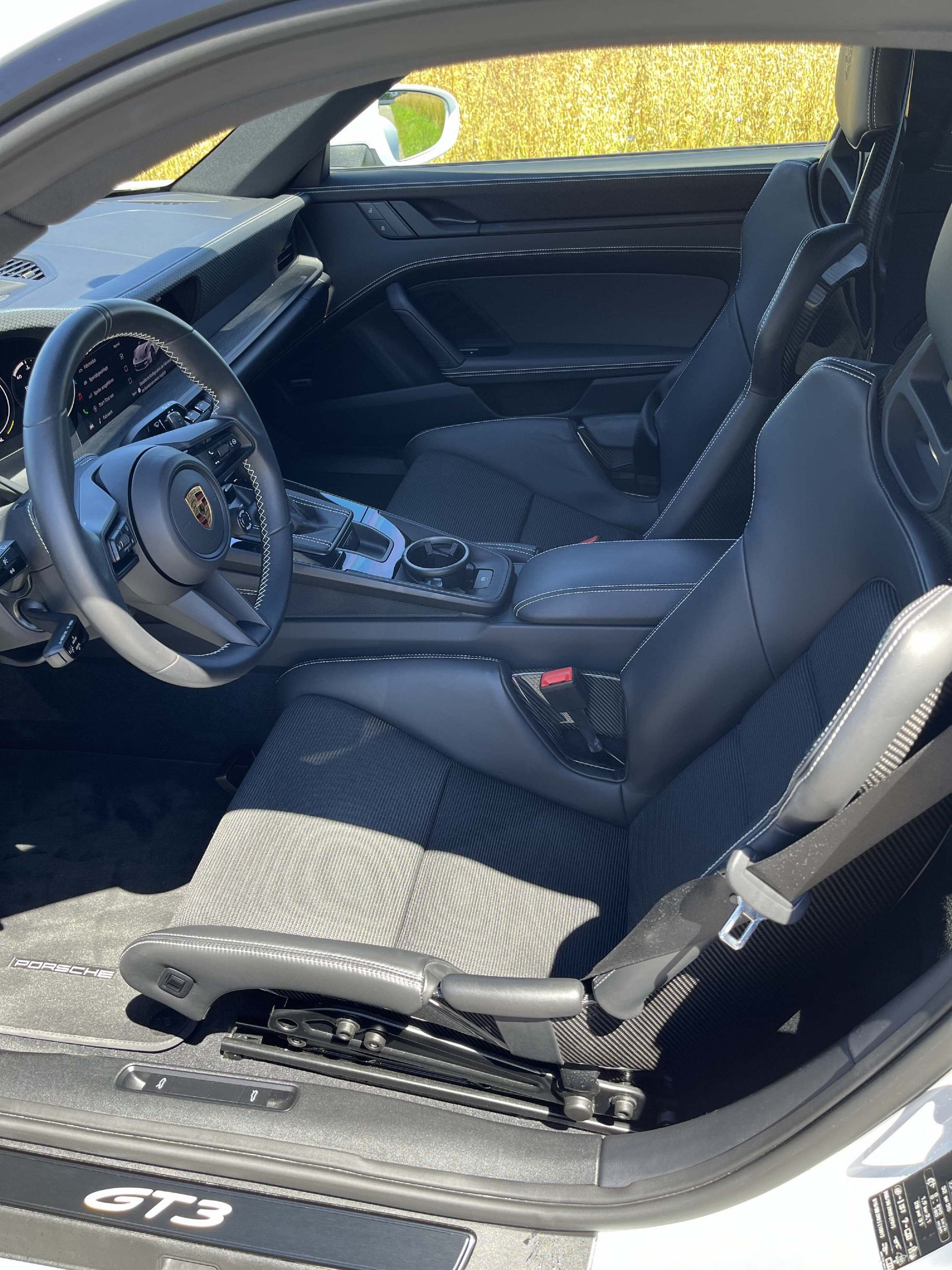PORSCHE 911 GT3 Touring PDK-image-7