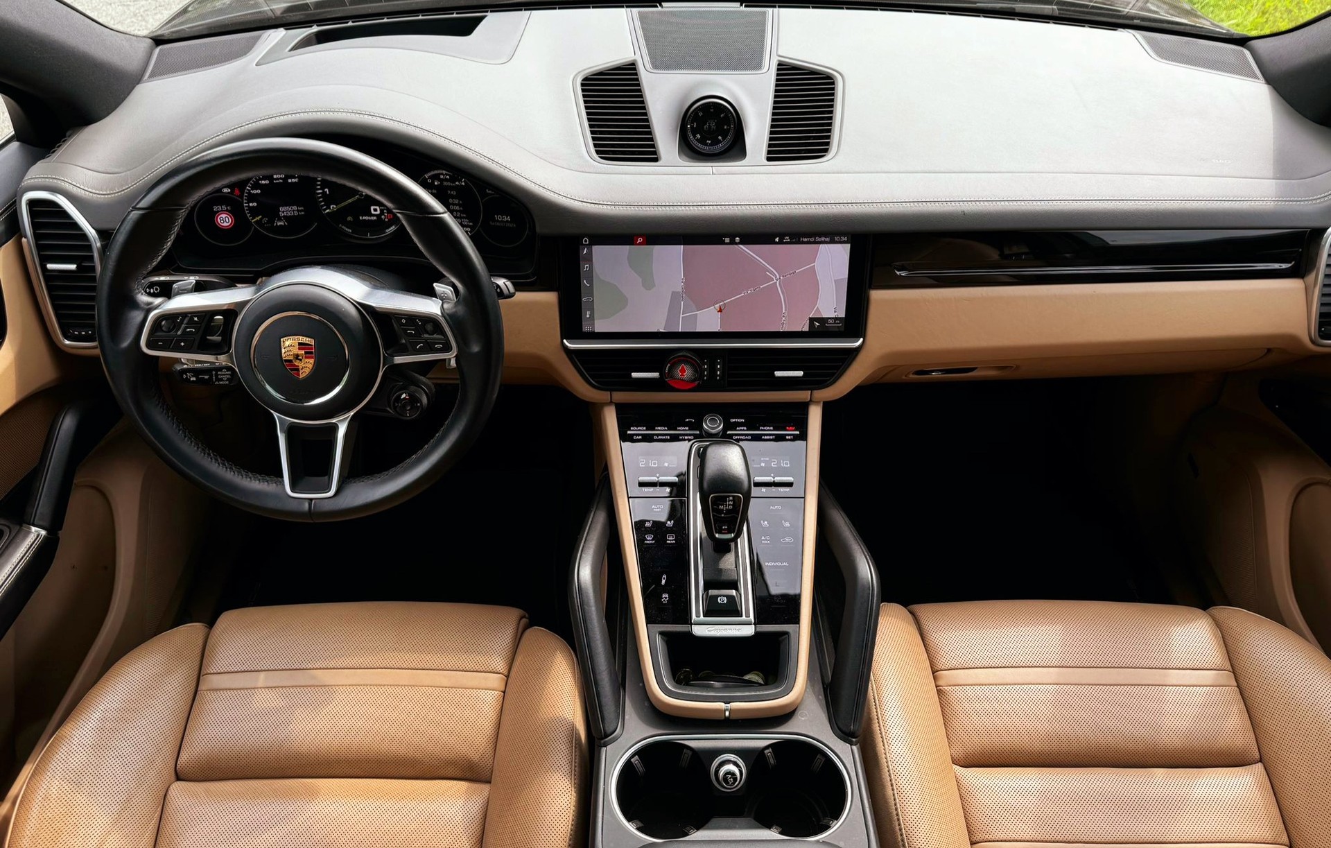 PORSCHE Cayenne E-Hybrid-image-11