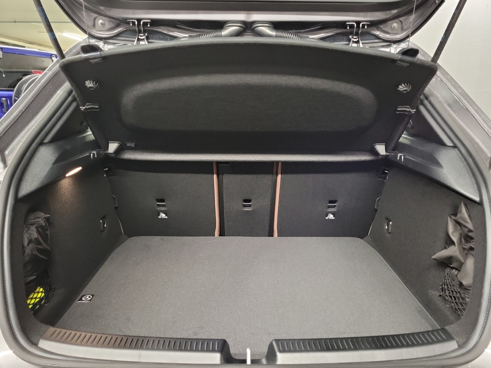 JEEP Avenger 1.2 MHEV Summit-image-10