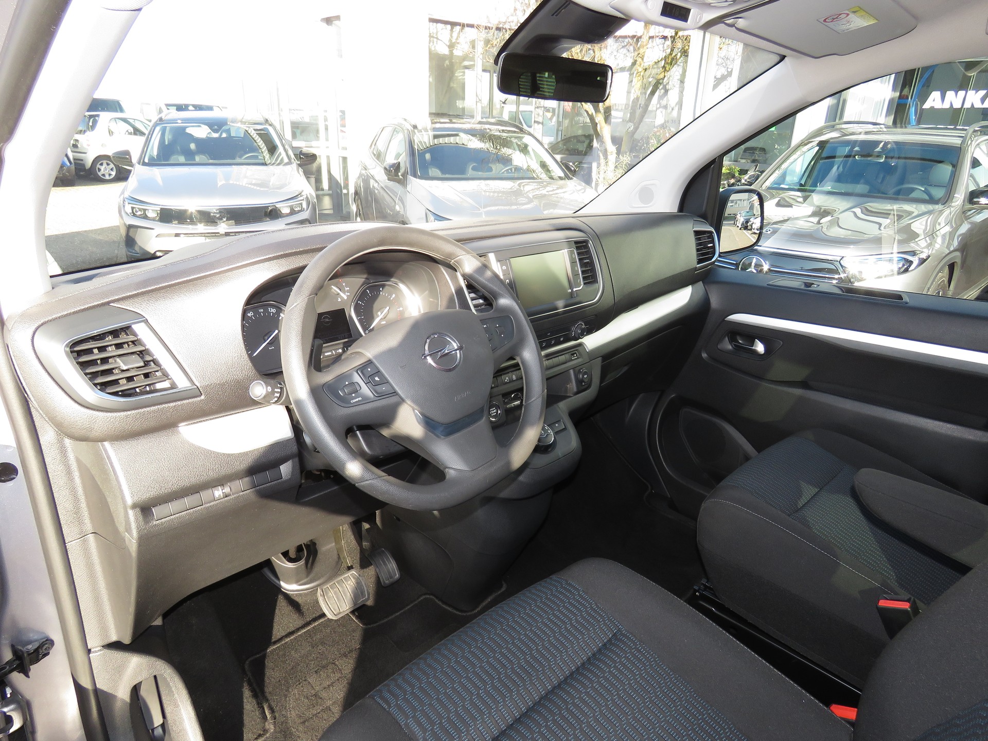 OPEL Zafira Life 2.0 CDTI Business Edition Lang Automat (8-Plätzer, AHK 1.9 t)-image-7