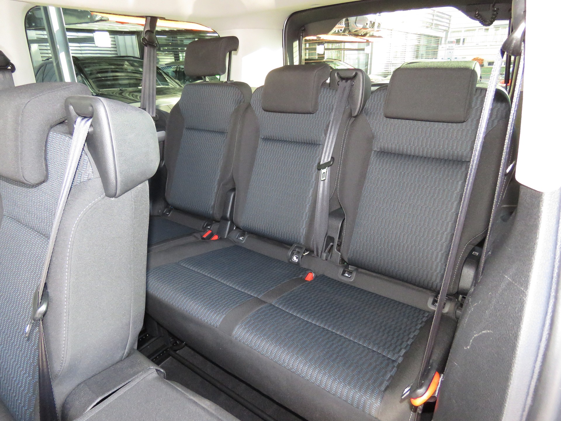 OPEL Zafira Life 2.0 CDTI Business Edition Lang Automat (8-Plätzer, AHK 1.9 t)-image-10