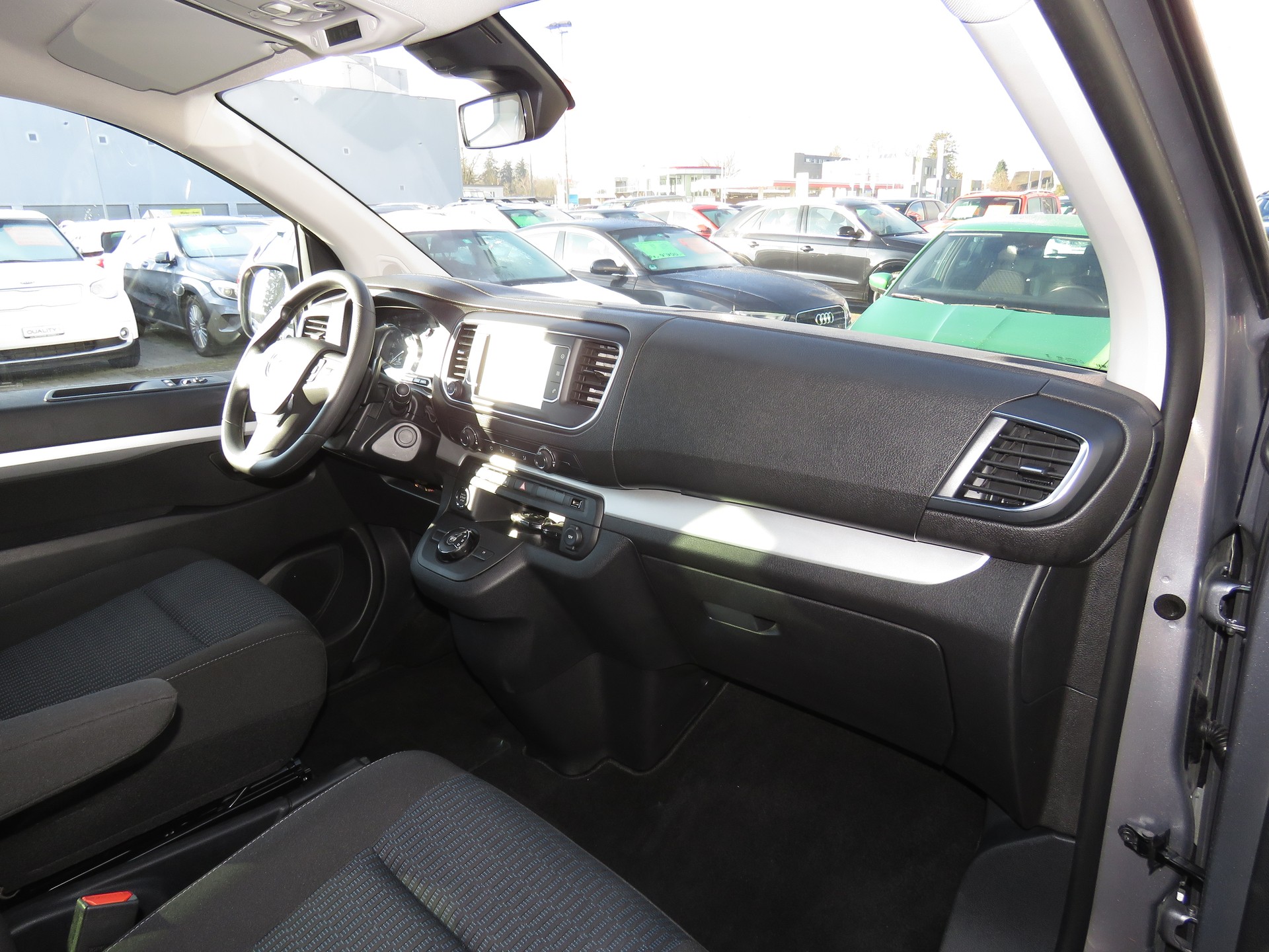 OPEL Zafira Life 2.0 CDTI Business Edition Lang Automat (8-Plätzer, AHK 1.9 t)-image-14