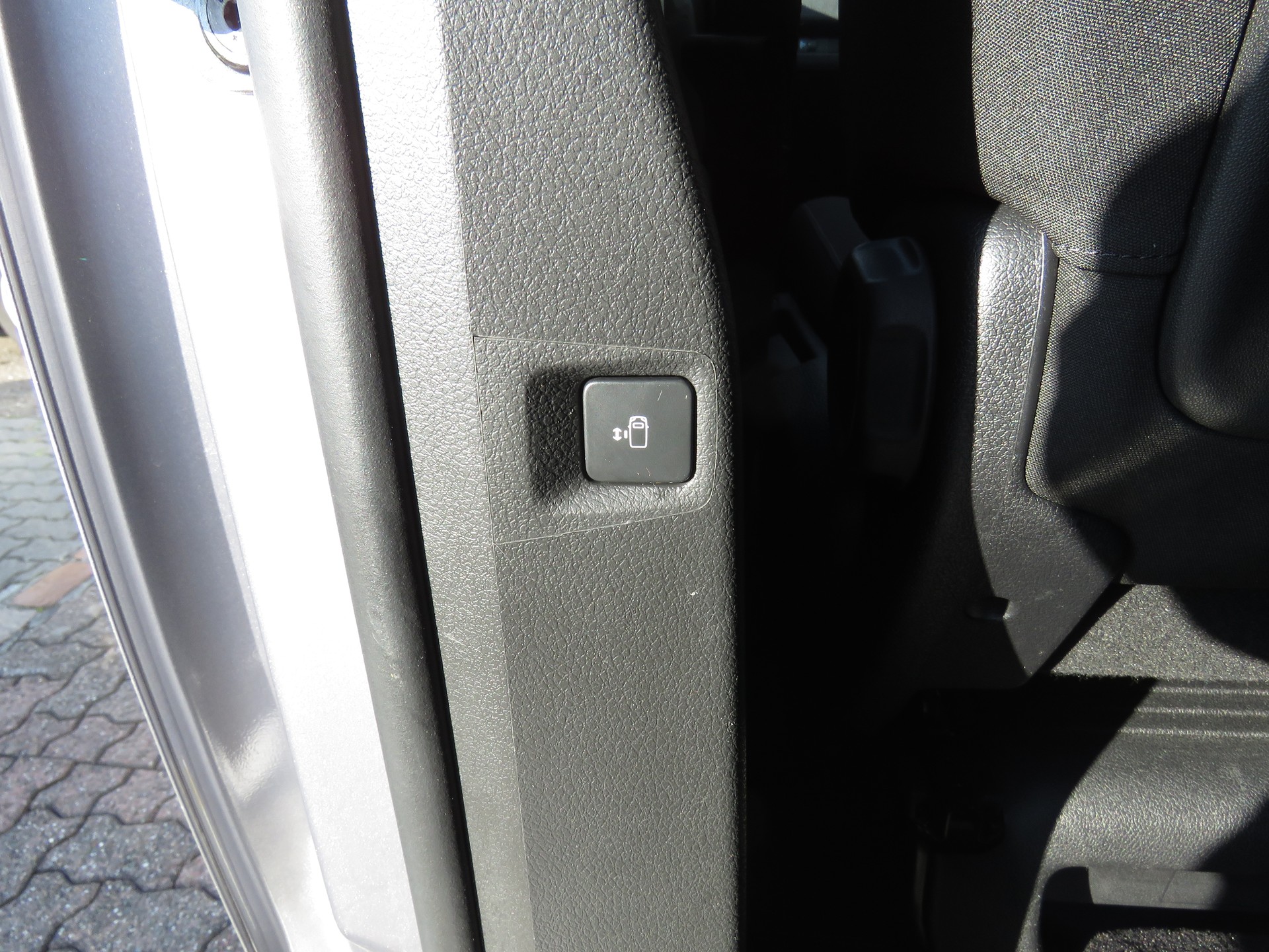 OPEL Zafira Life 2.0 CDTI Business Edition Lang Automat (8-Plätzer, AHK 1.9 t)-image-11