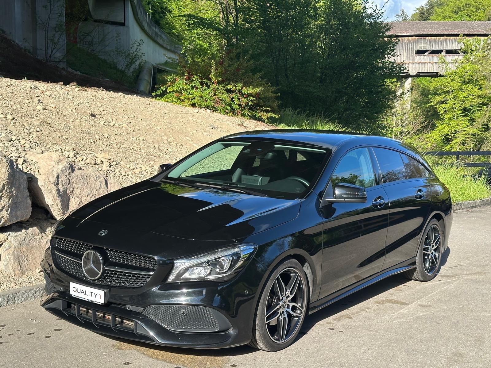 MERCEDES-BENZ CLA Shooting Brake 200 d AMG Line 4Matic 7G-DCT-image-0