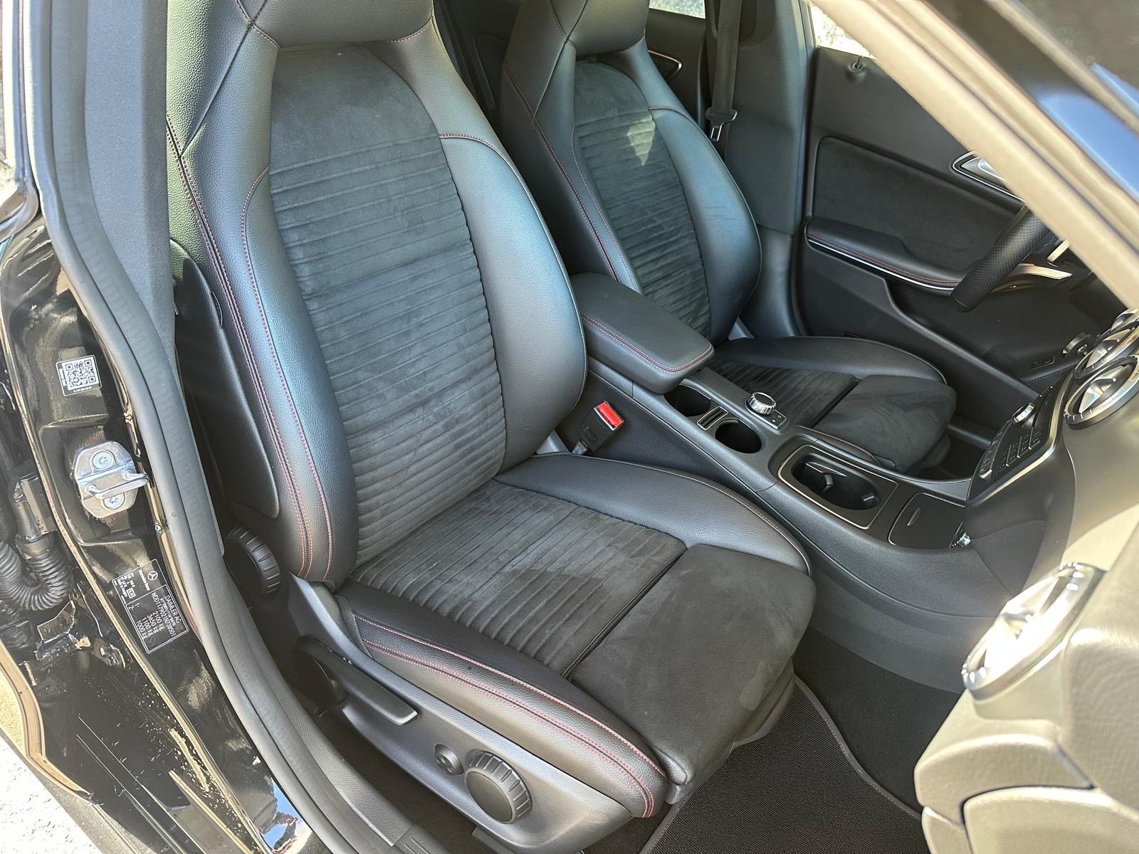 MERCEDES-BENZ CLA Shooting Brake 200 d AMG Line 4Matic 7G-DCT-image-9