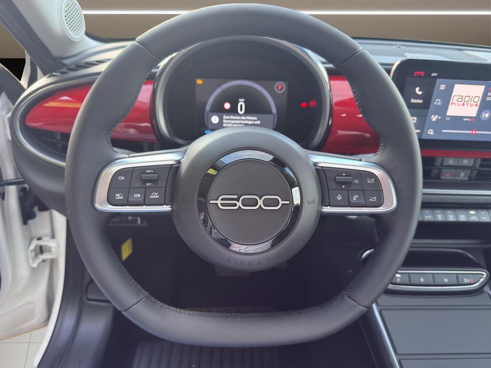 FIAT 600e Red-image-8