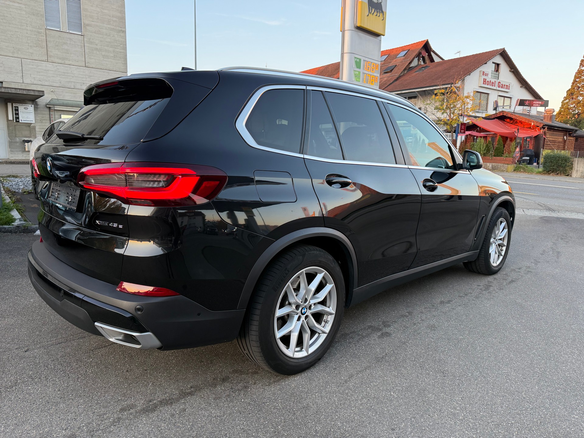 BMW X5 xDrive45e xLine Steptronic-image-5