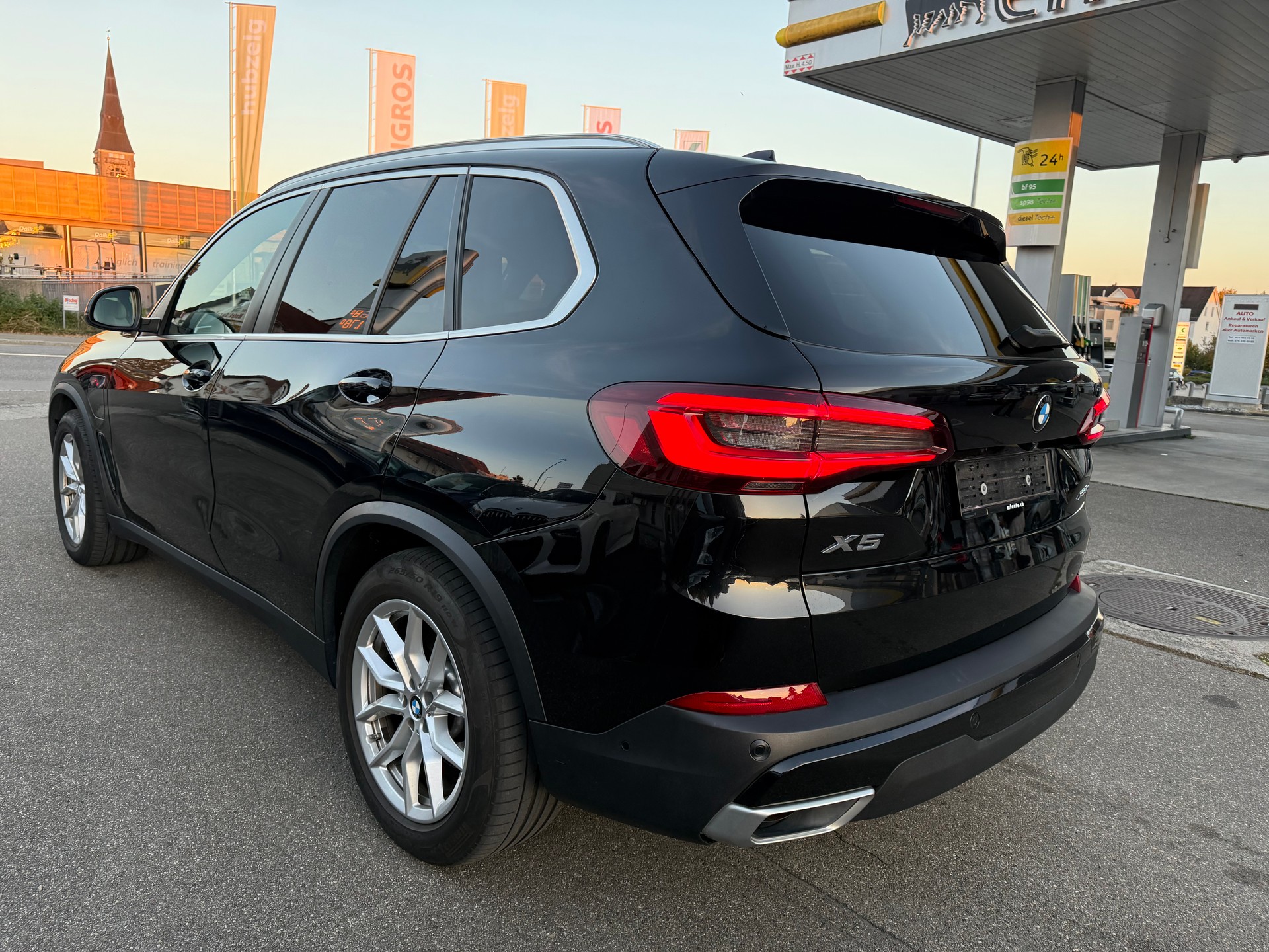 BMW X5 xDrive45e xLine Steptronic-image-4