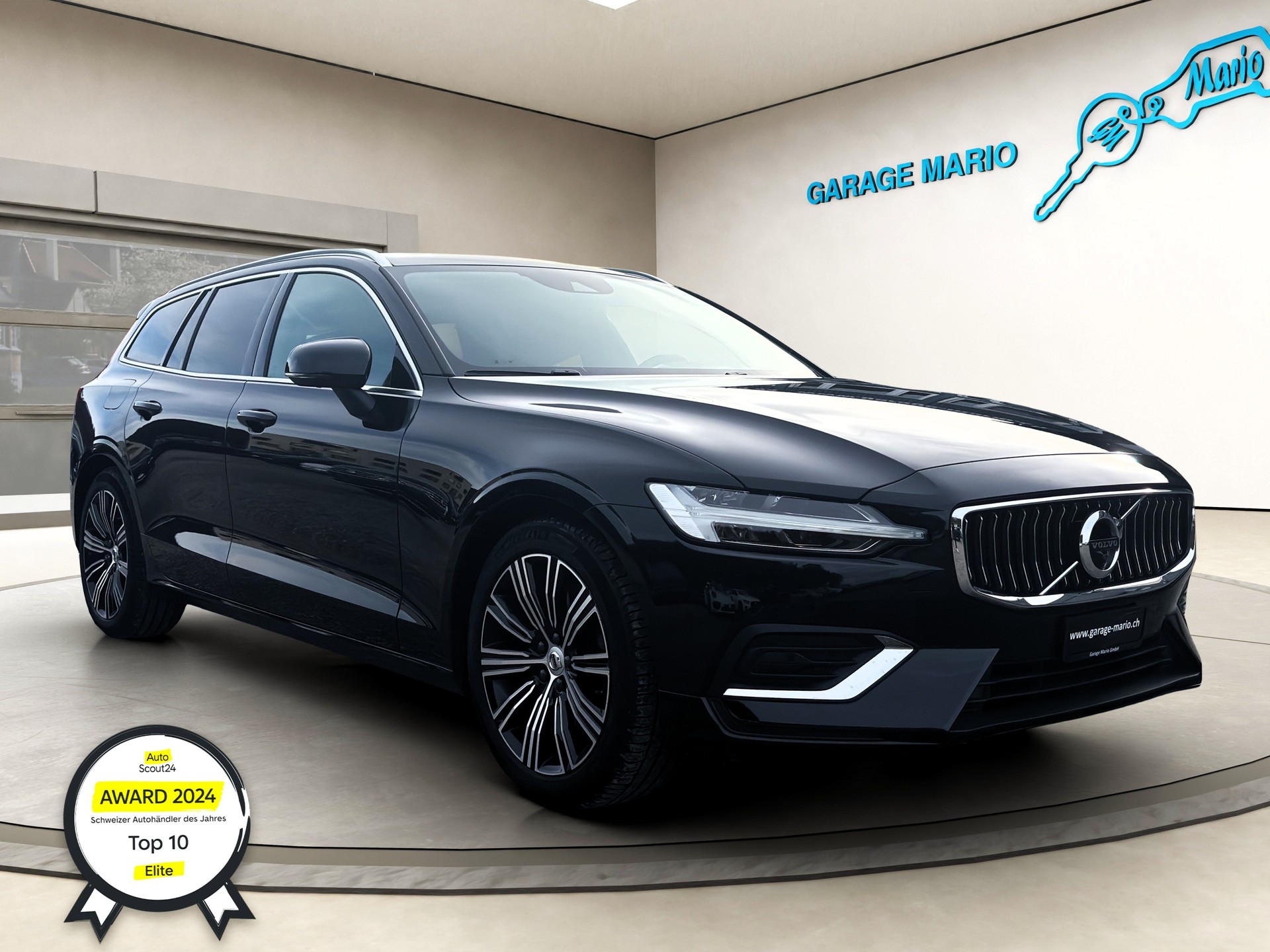 VOLVO V60 B5 Bezin Mild Hybrid Plus Bright-image-0
