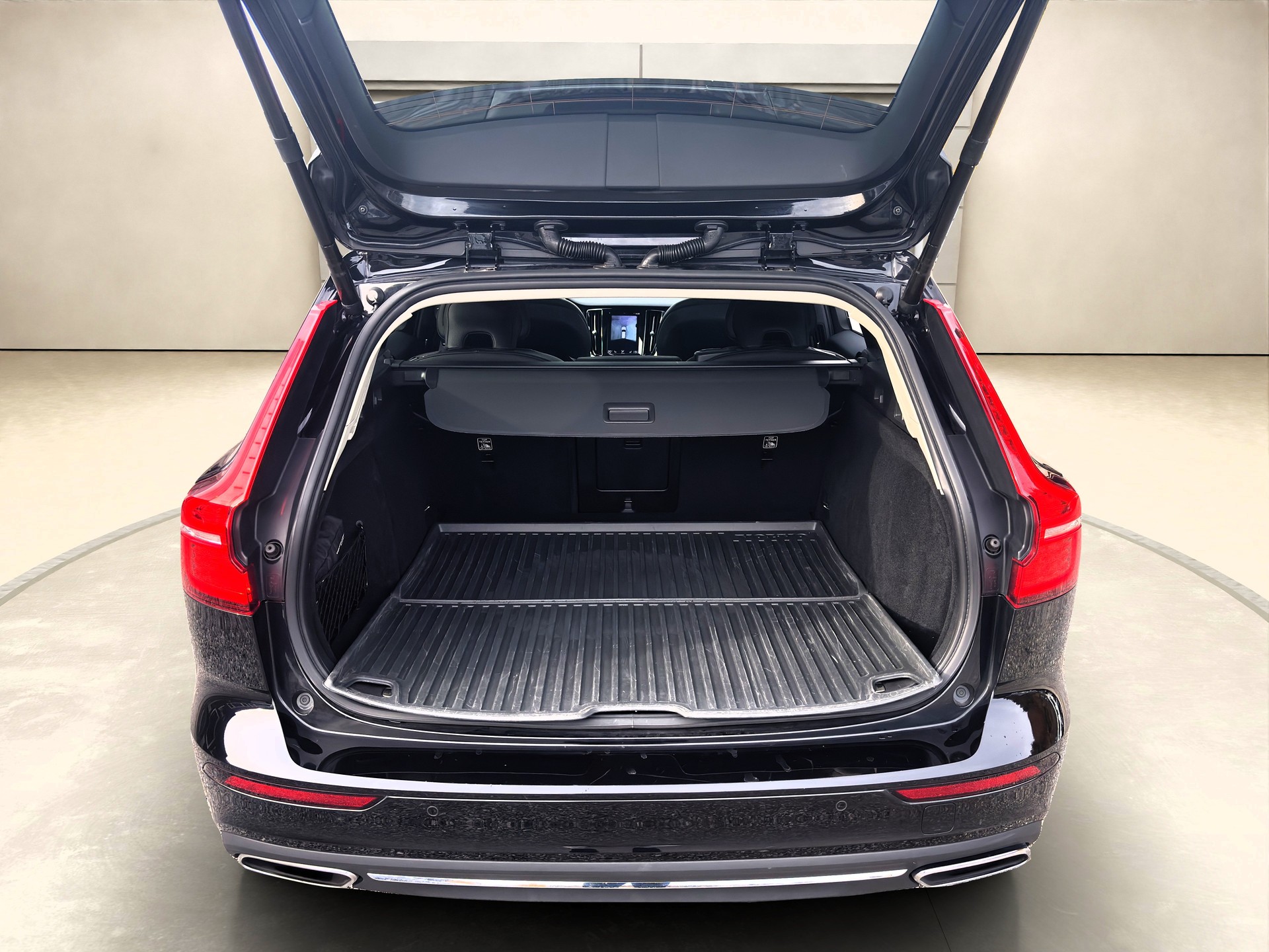 VOLVO V60 B5 Bezin Mild Hybrid Plus Bright-image-15