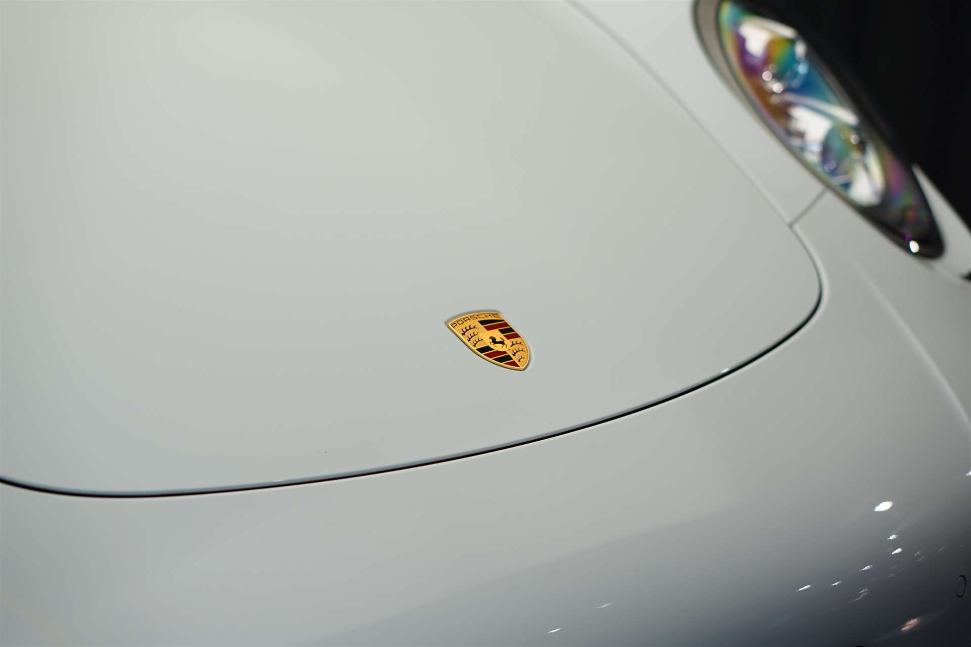 PORSCHE 911 Turbo S Cabrio PDK *CH-Fahrzeug* *wenig KM*-image-11