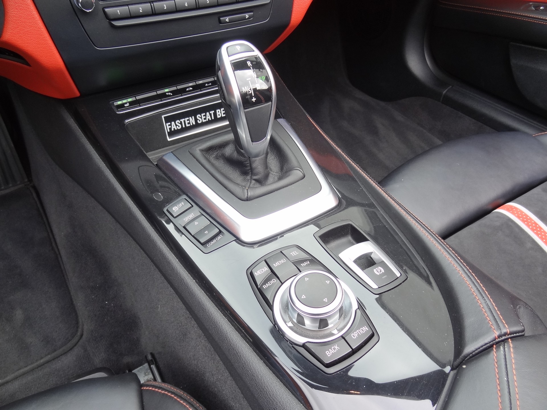 BMW Z4 sDrive35i DKG-image-15