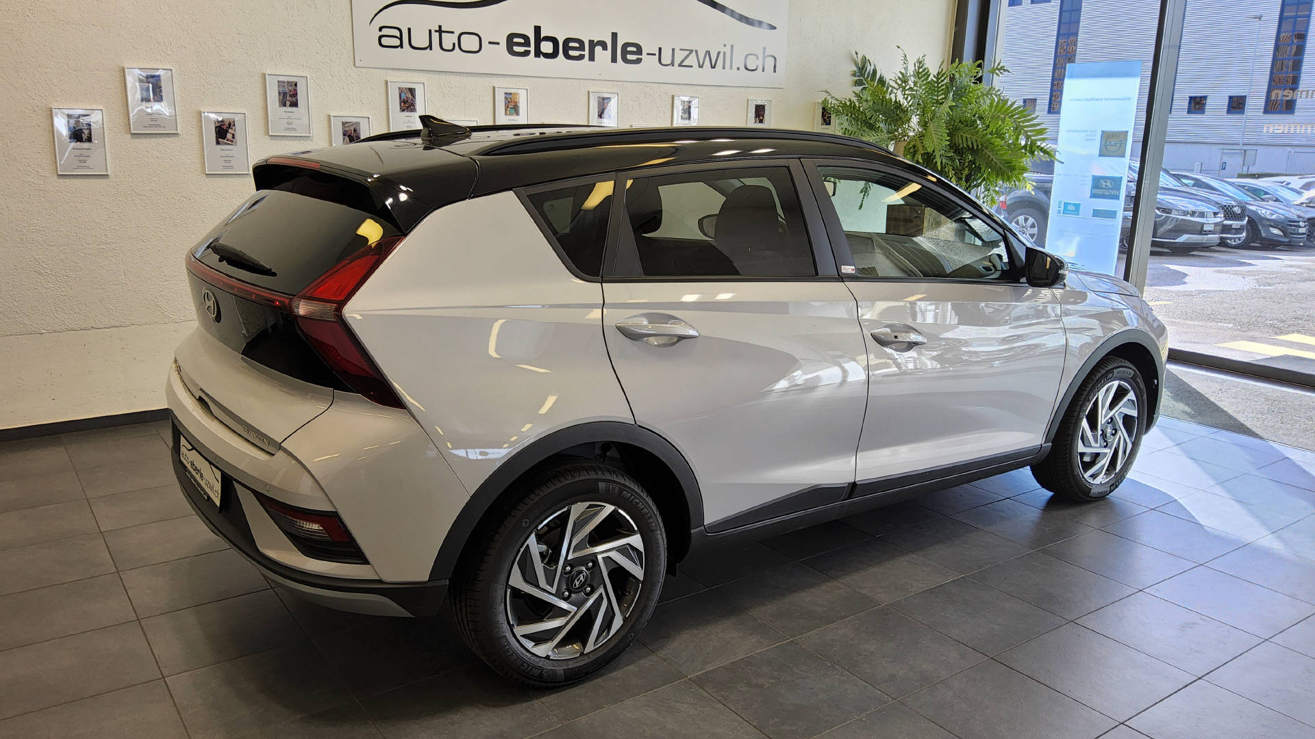 HYUNDAI Bayon 1.0 T-GDi Amplia-image-3