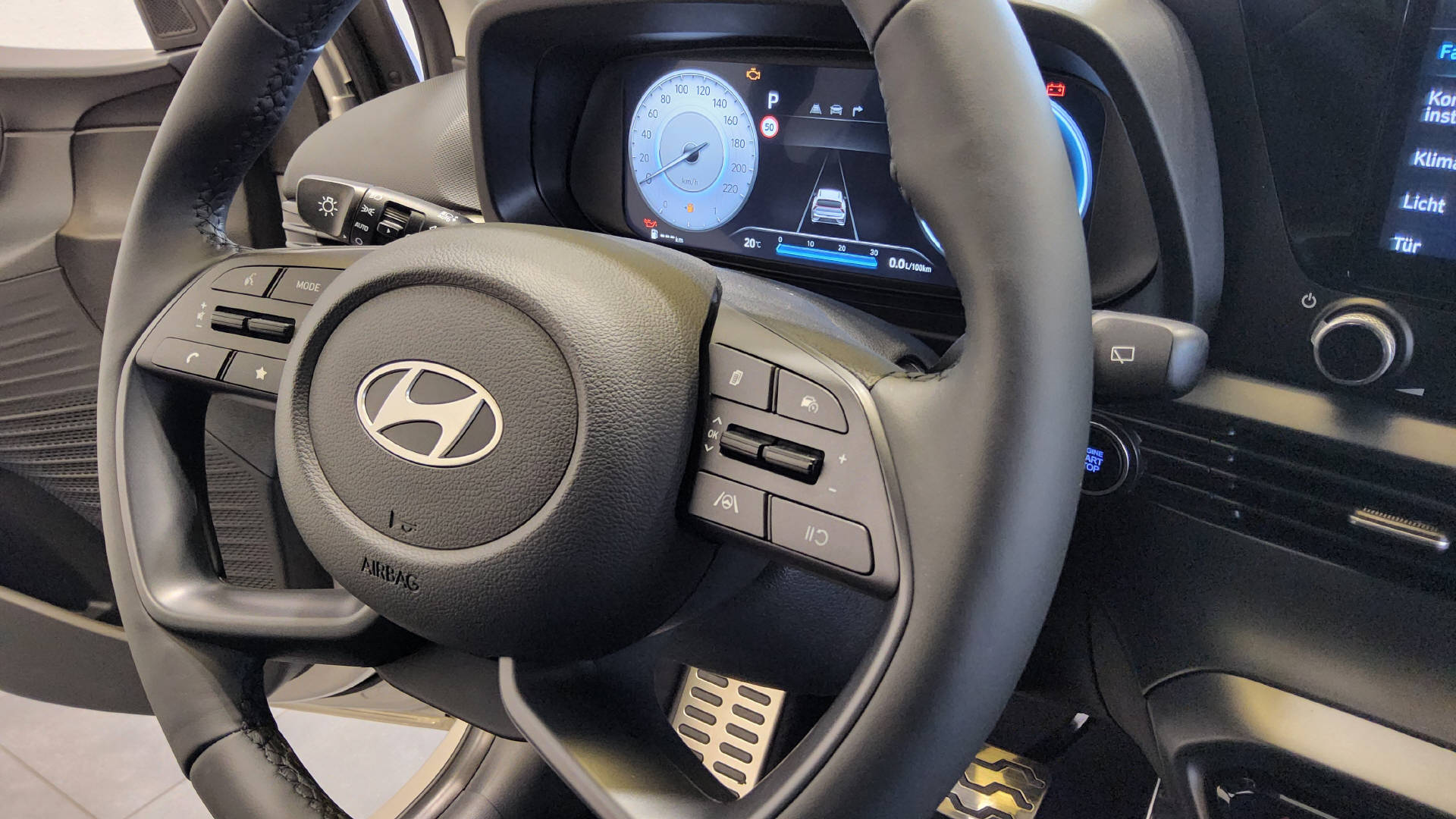 HYUNDAI Bayon 1.0 T-GDi Amplia-image-25