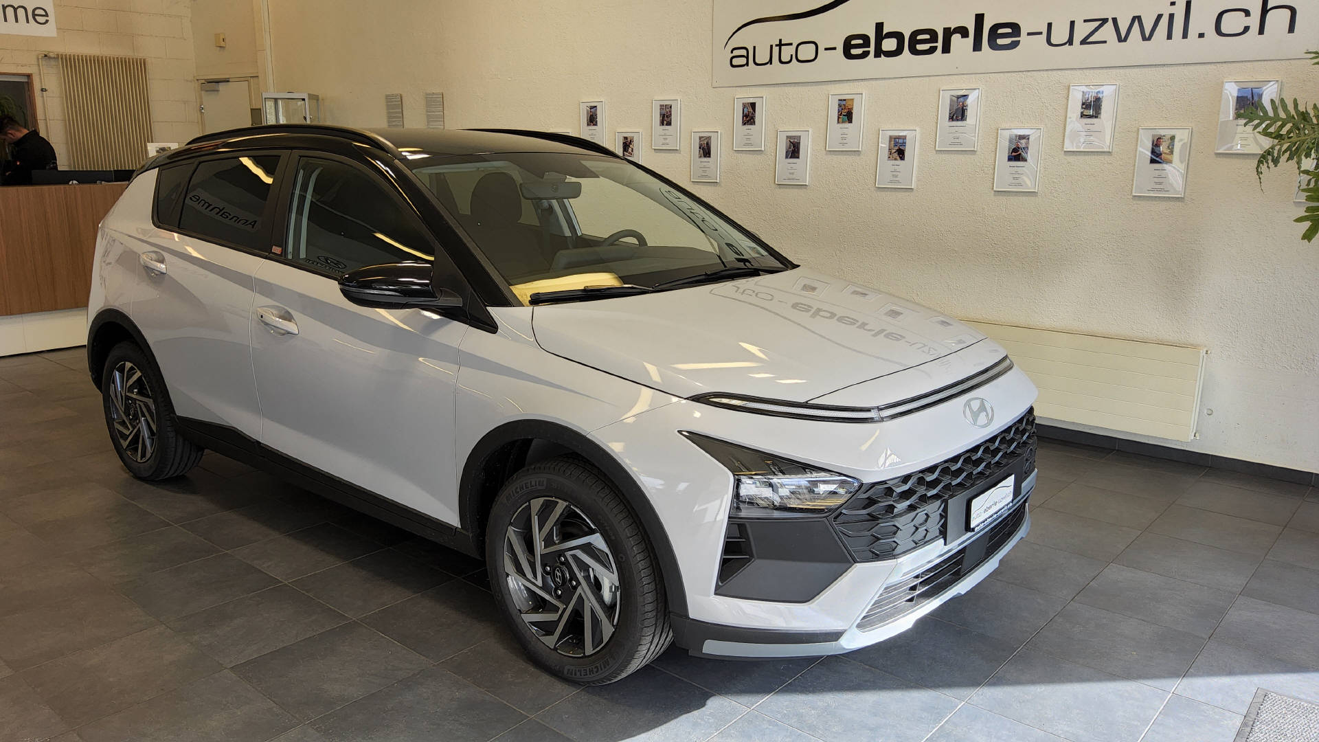 HYUNDAI Bayon 1.0 T-GDi Amplia-image-0