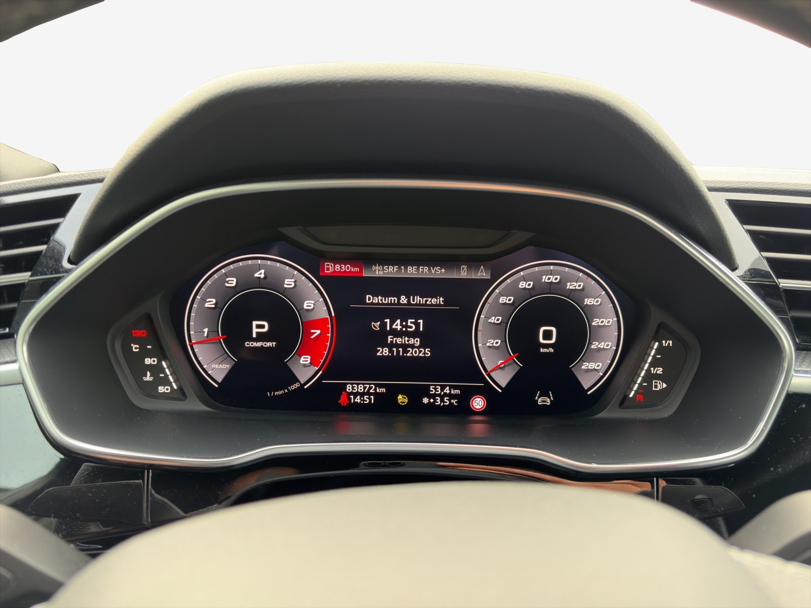AUDI Q3 35 TFSI S line Attraction S-tronic-image-14