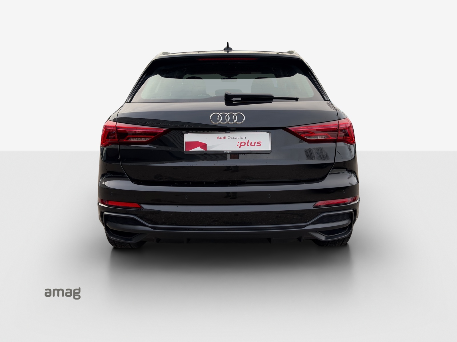 AUDI Q3 35 TFSI S line Attraction S-tronic-image-3