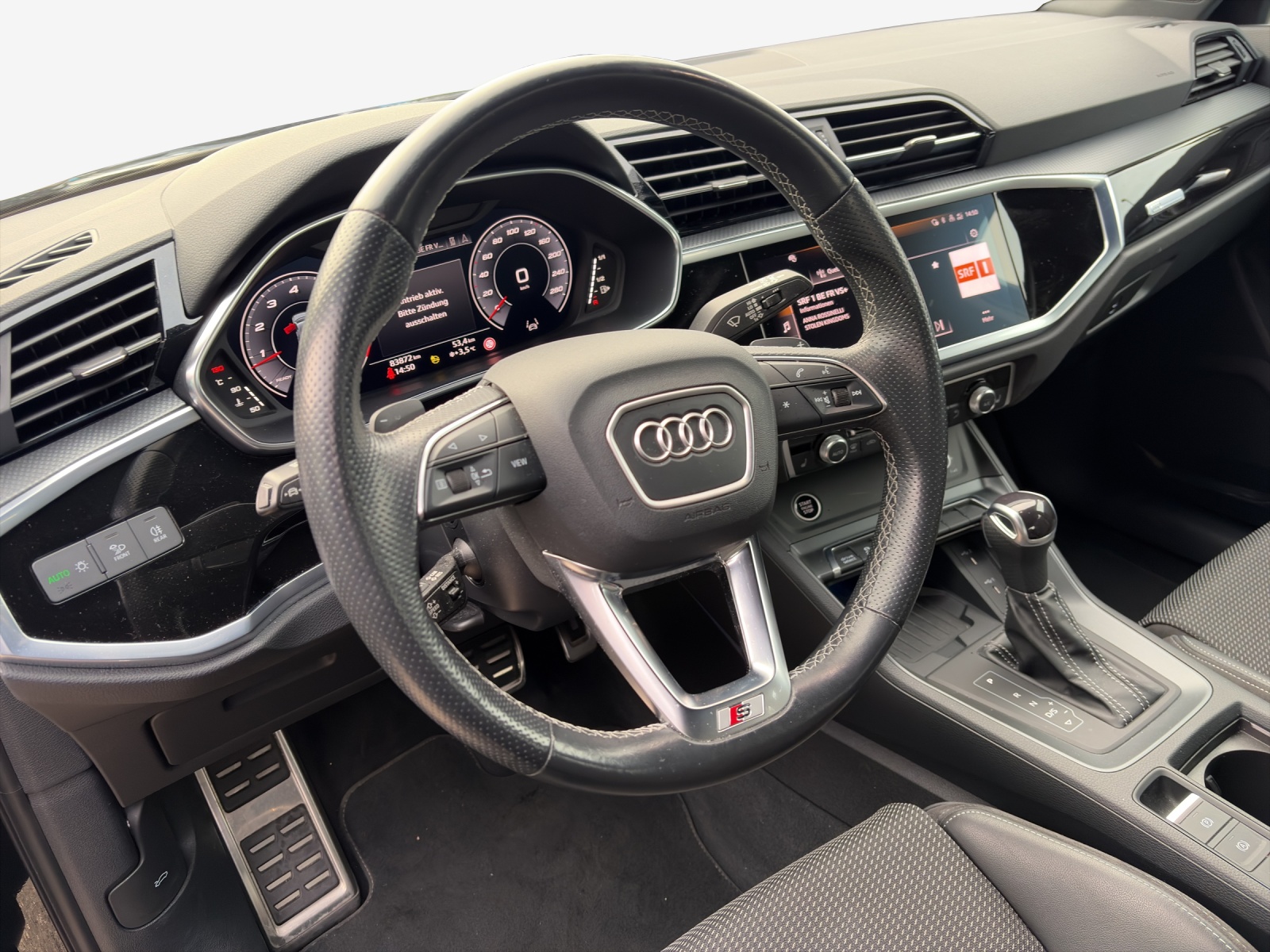 AUDI Q3 35 TFSI S line Attraction S-tronic-image-9