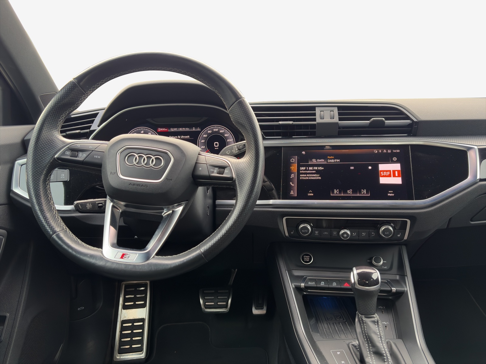 AUDI Q3 35 TFSI S line Attraction S-tronic-image-8
