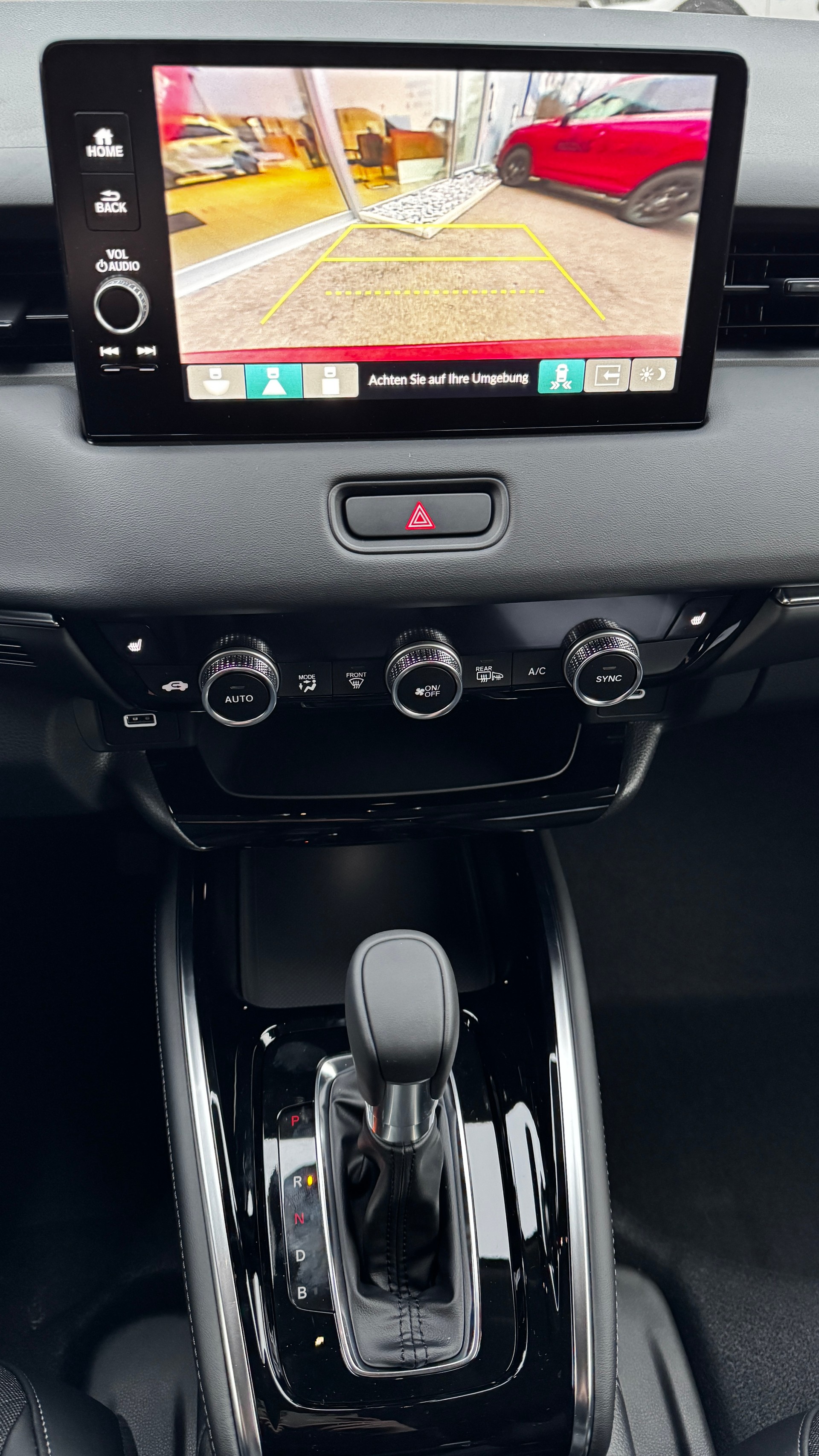 HONDA HR-V e:HEV 1.5l Advance Crystal Red, Urban Grau vorrätig 1.9% Leasing Aktion unschlagbar mit 8 Jahren Garantie-image-13