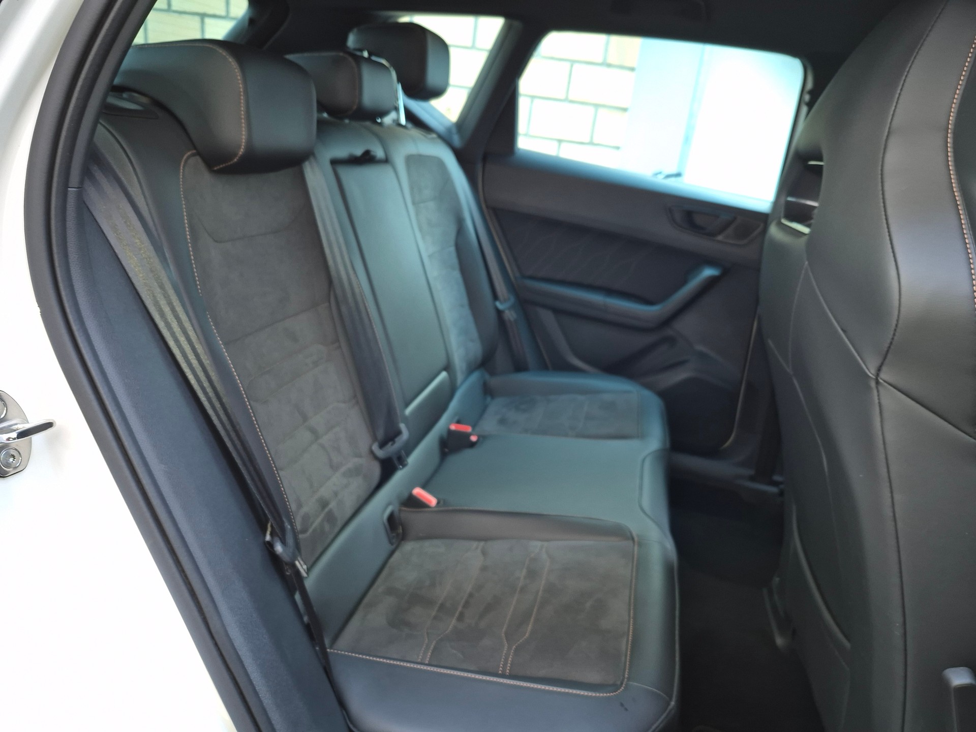 CUPRA Ateca 2.0TSI 4Drive DSG Anhängevorrichtung!-image-9