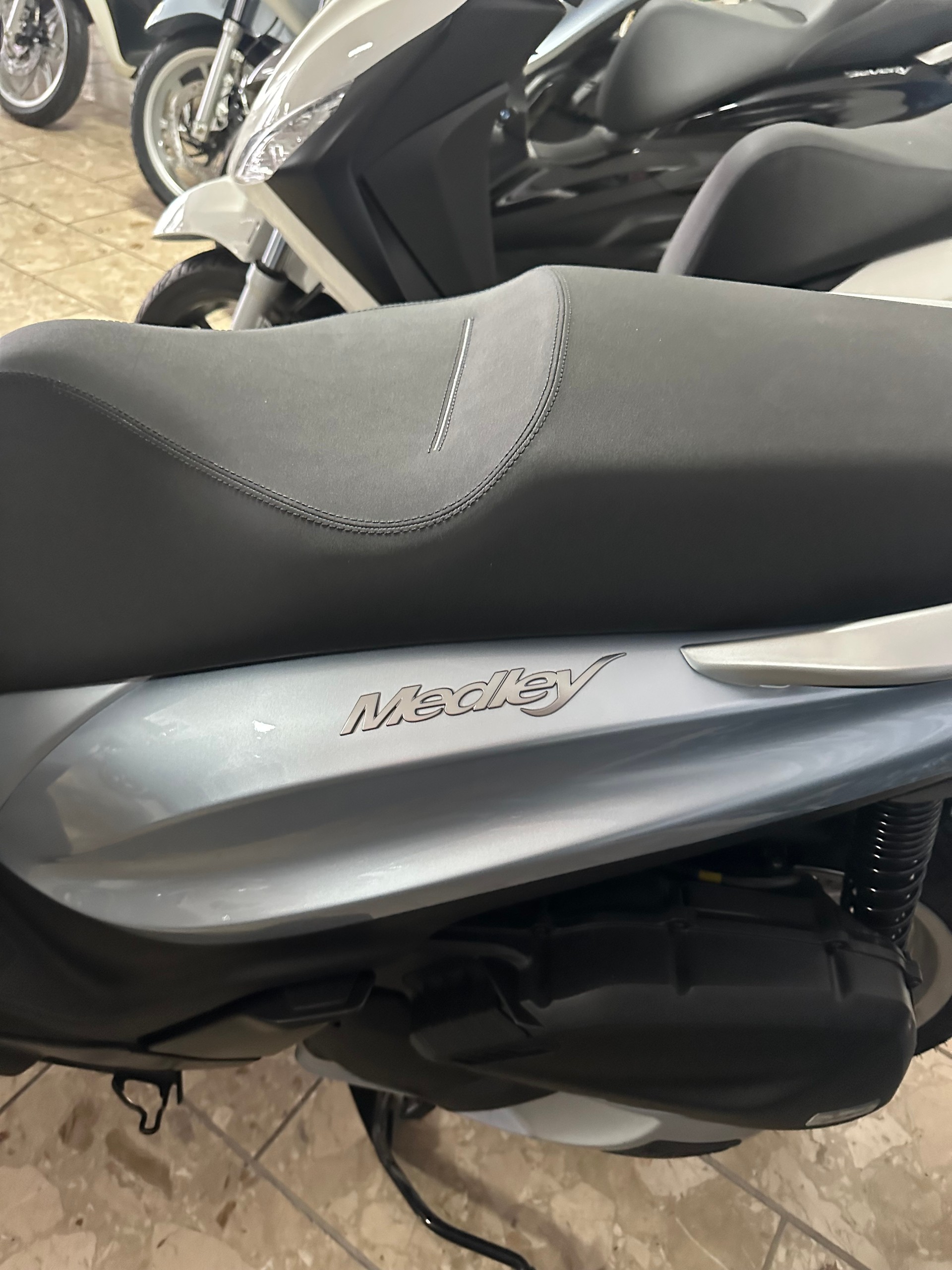 PIAGGIO Medley 125 E5+-image-3