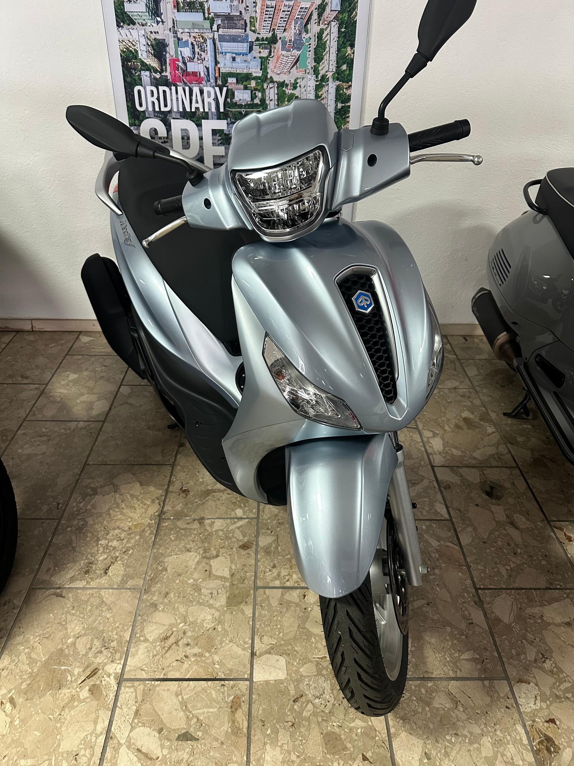 PIAGGIO Medley 125 E5+-image-1