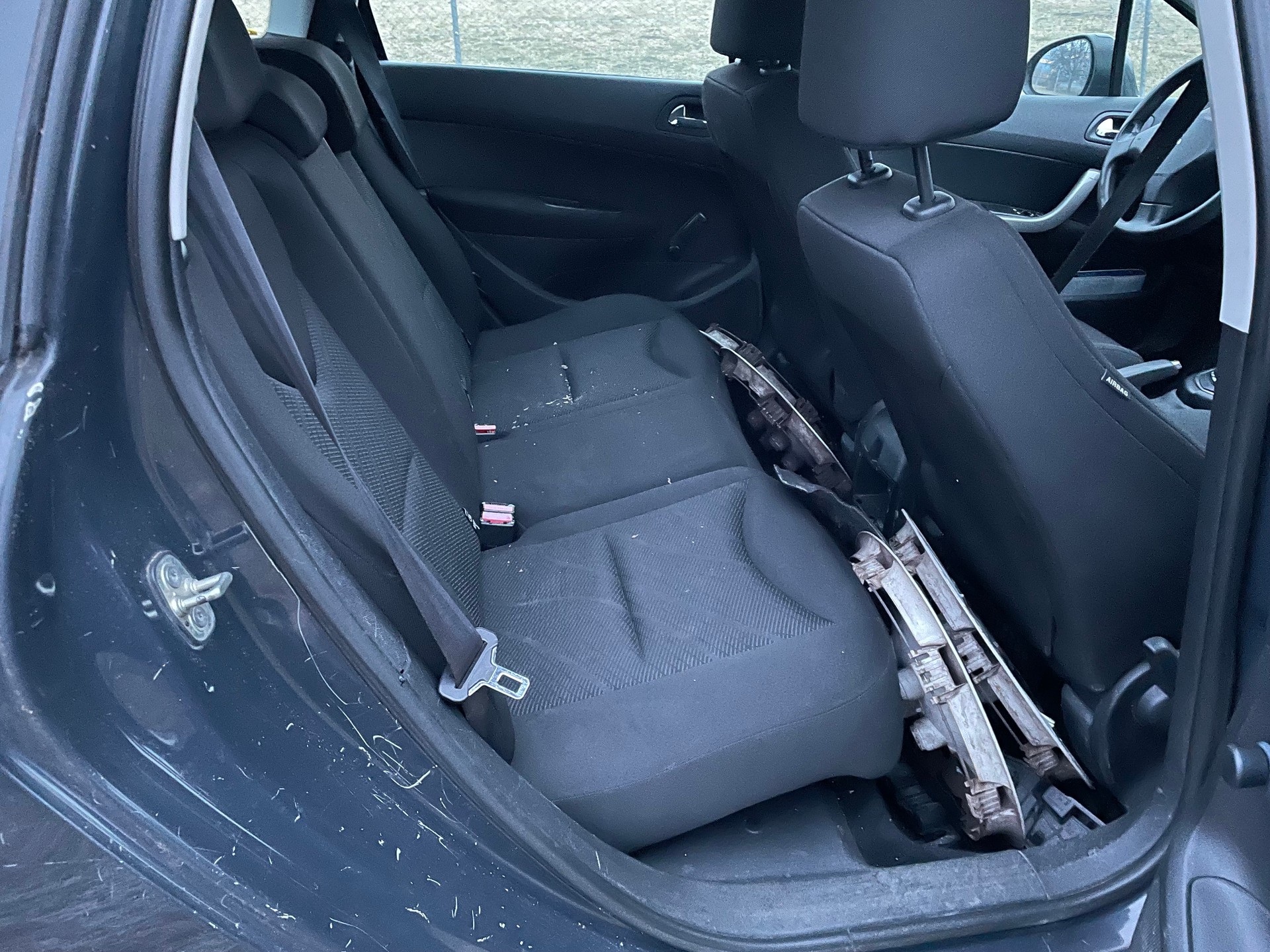 PEUGEOT 308 SW 1.6 HDI Trendy-image-7