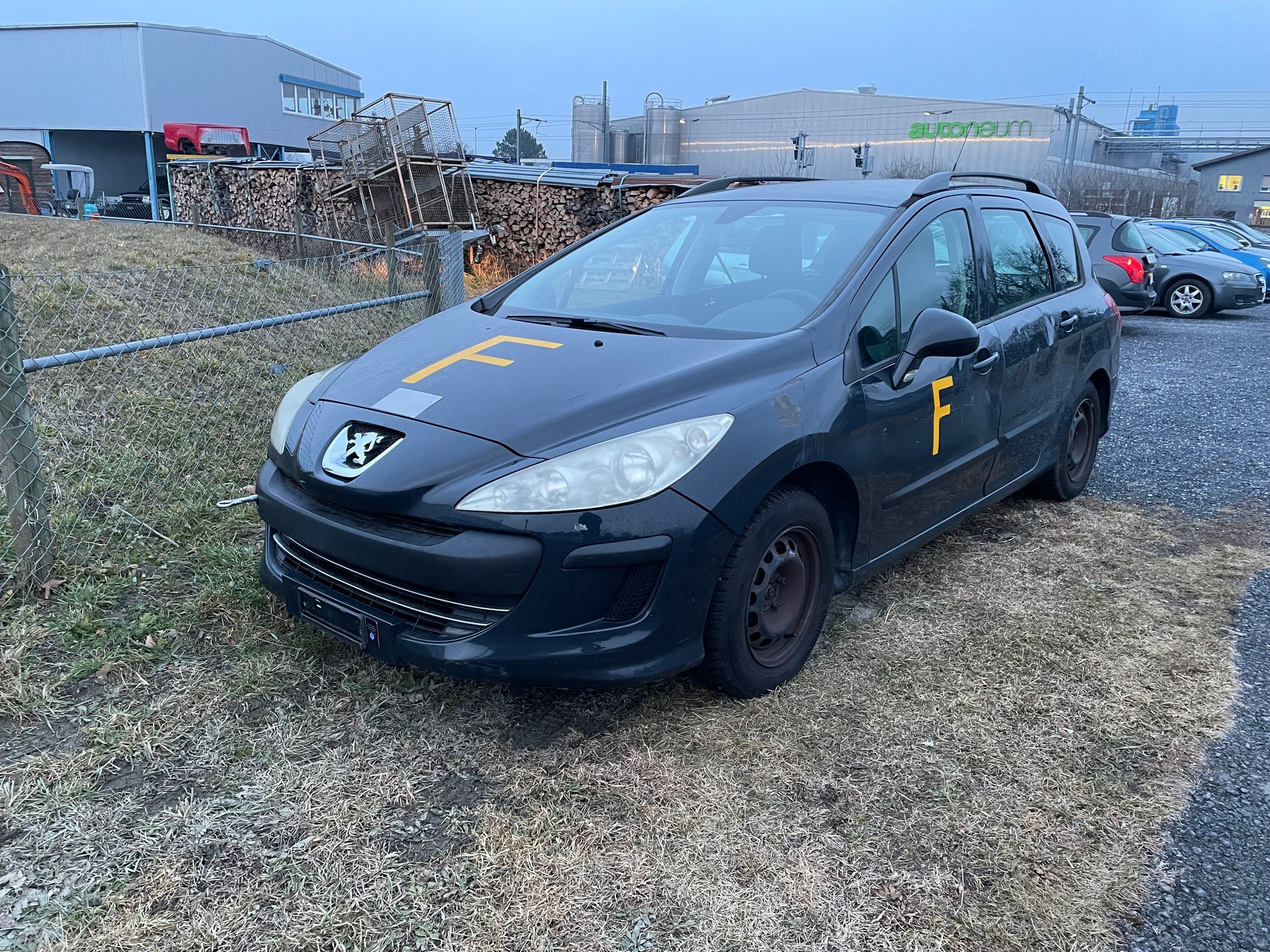 PEUGEOT 308 SW 1.6 HDI Trendy-image-0