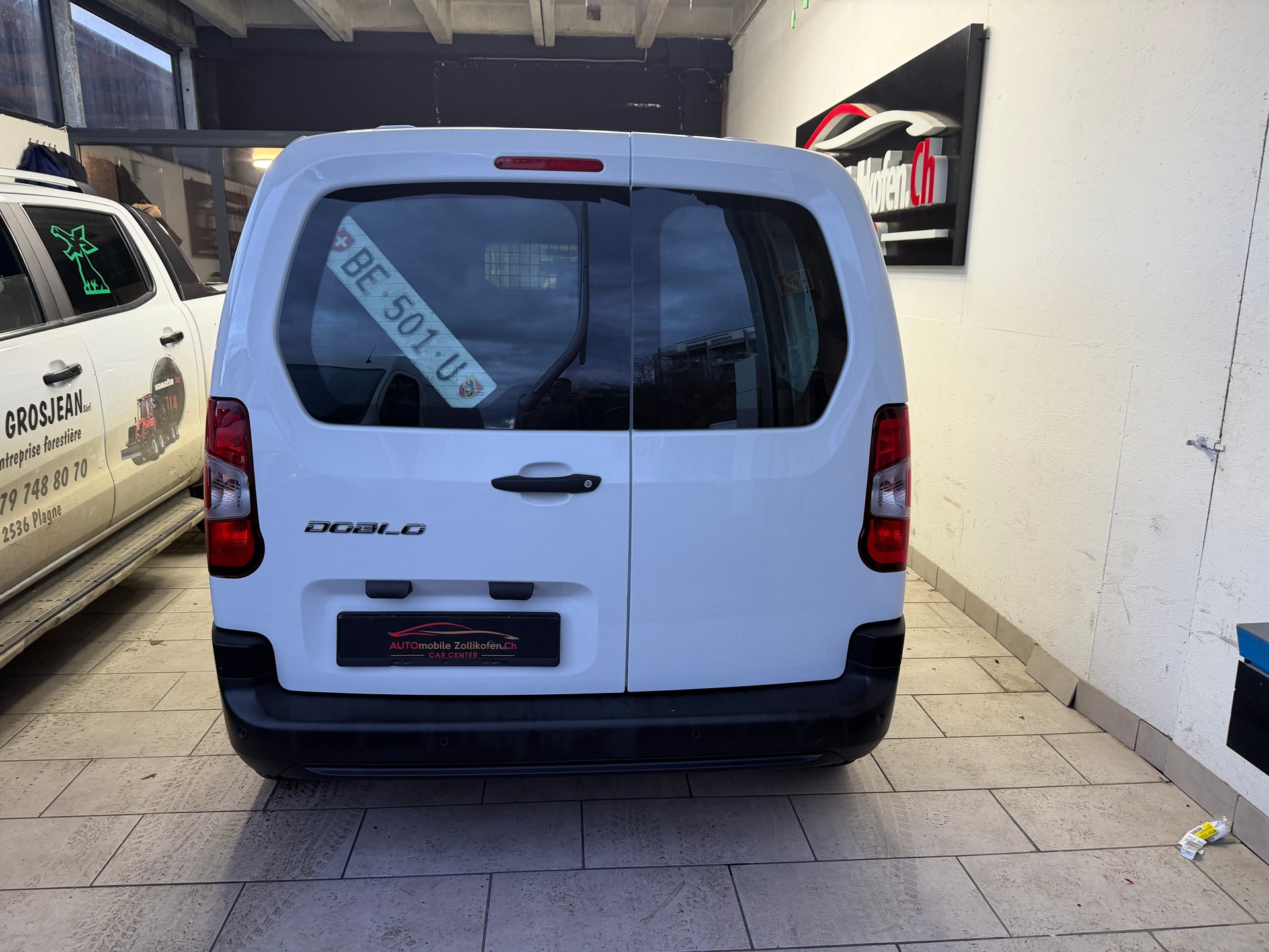 FIAT Doblo 1.5 BlueHDi L1 1000kg Swiss Plus A-image-4