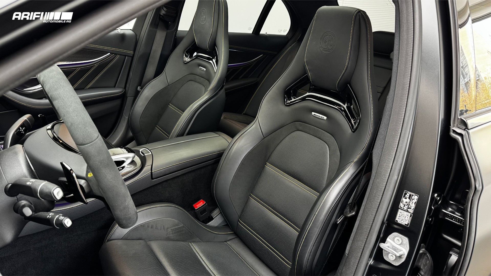 MERCEDES-BENZ E 63 AMG S Edition 1 Nachtschwarz Magno-image-15