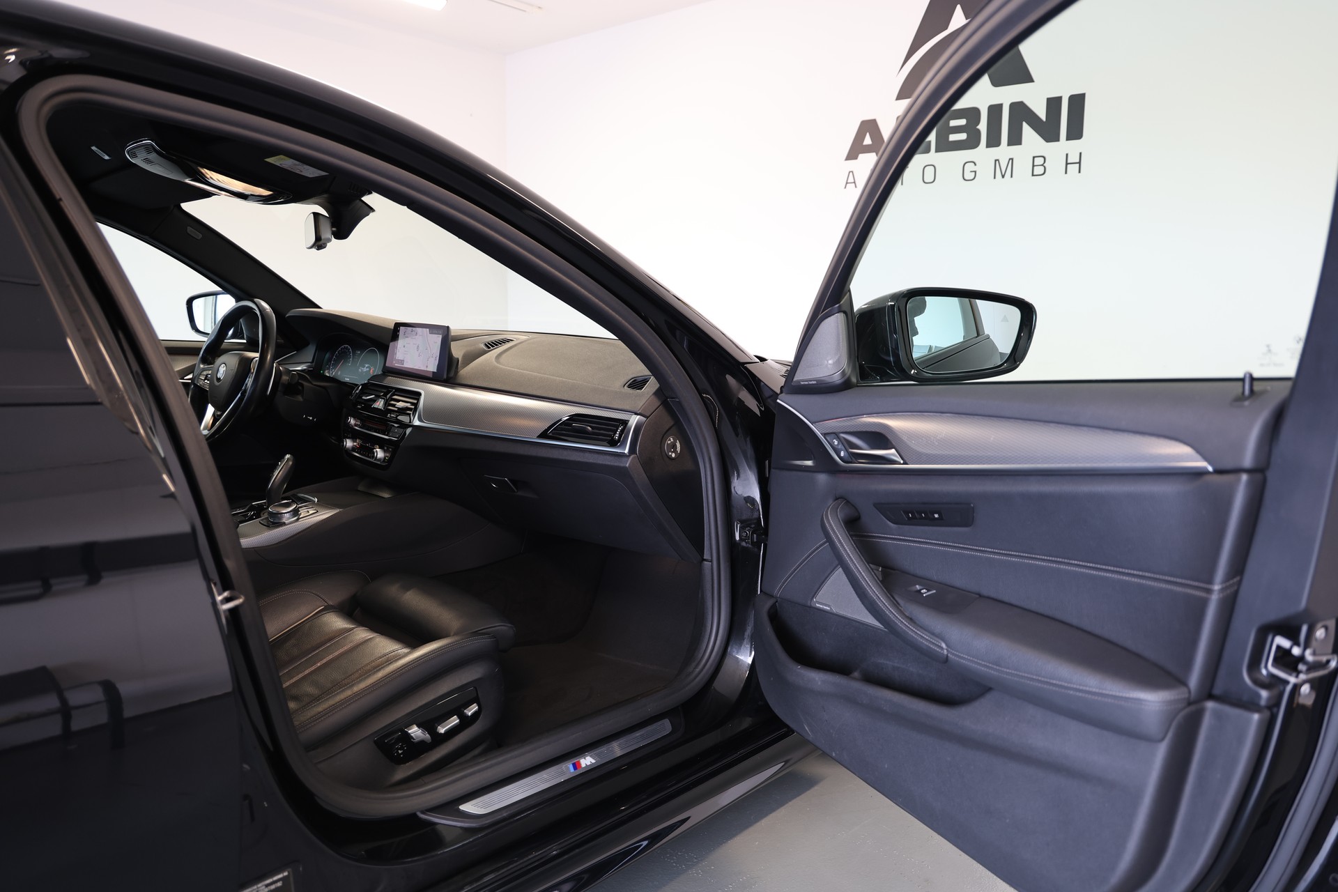 BMW 540d M-Sport xDrive Steptronic-image-10