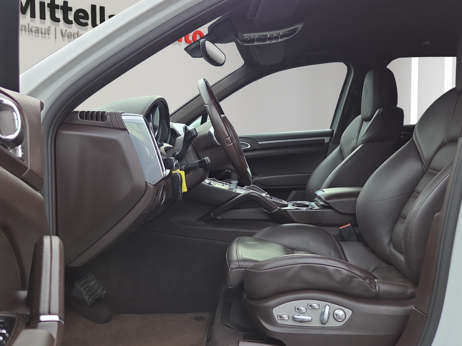 PORSCHE Cayenne Diesel-image-8