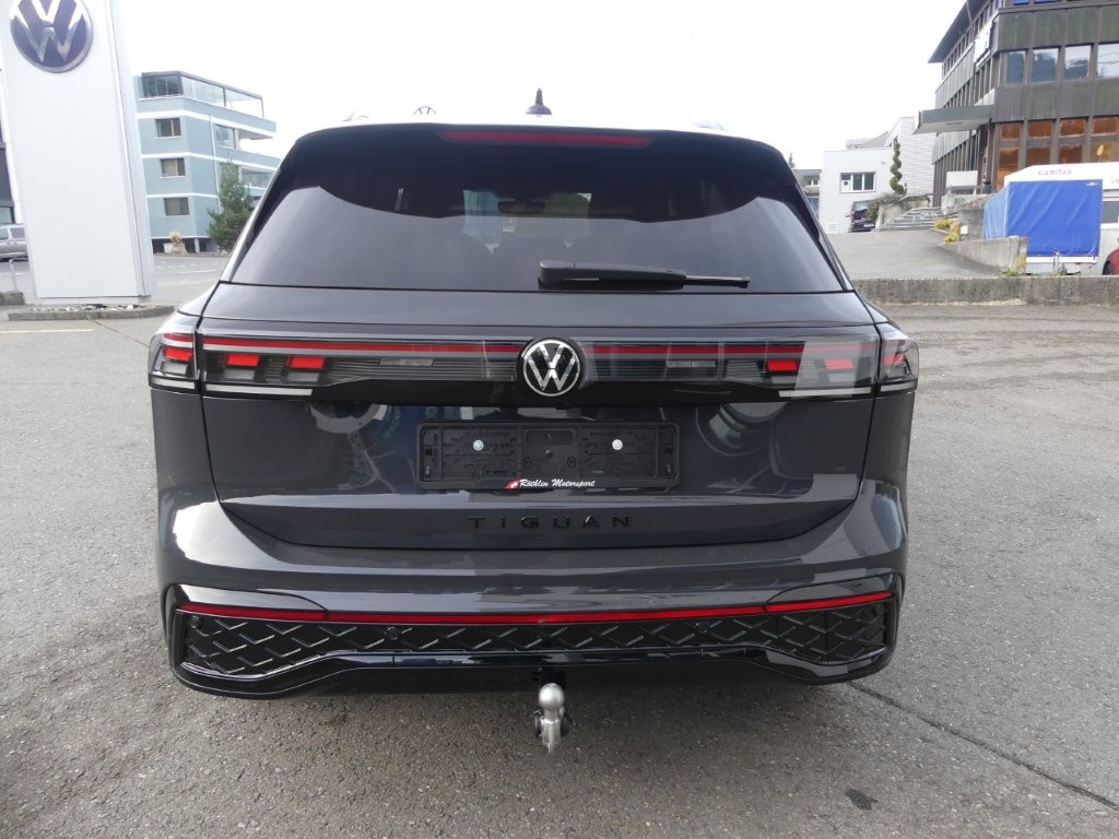 VW Tiguan 2.0 TDI SCR R-Line 4Motion DSG-image-2