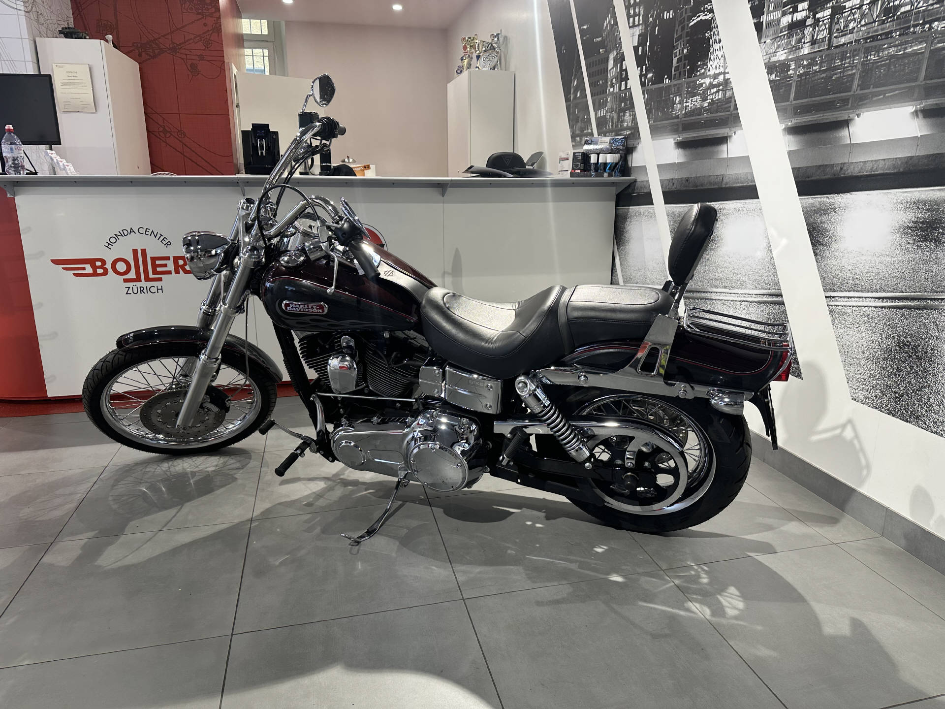 HARLEY-DAVIDSON Dyna FXDWGI | 9’460 km | Top Zustand | Chopper-image-8