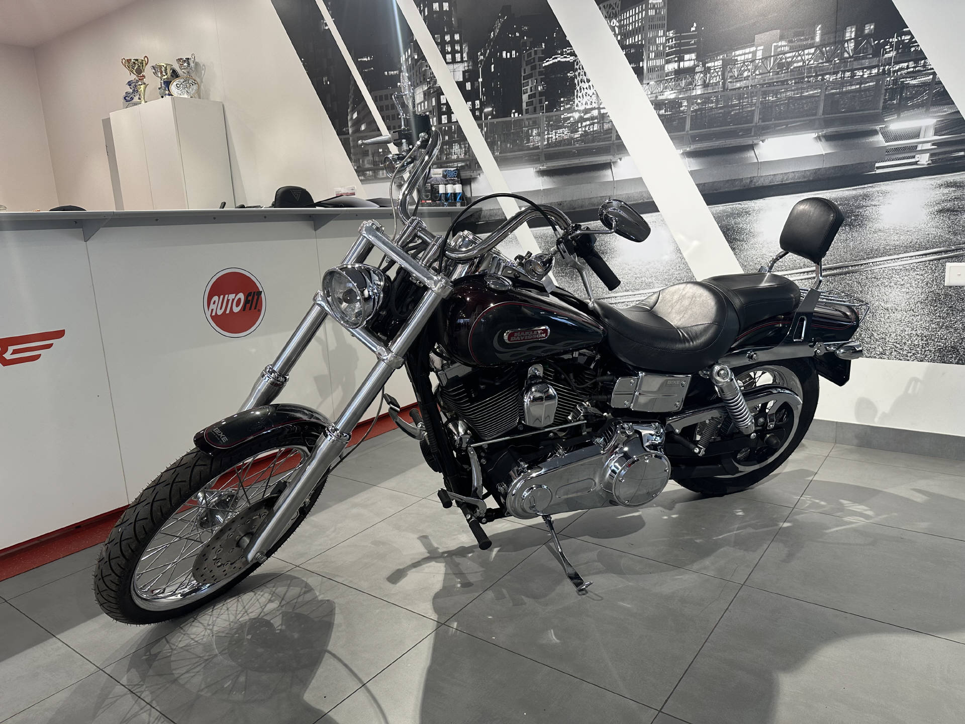 HARLEY-DAVIDSON Dyna FXDWGI | 9’460 km | Top Zustand | Chopper