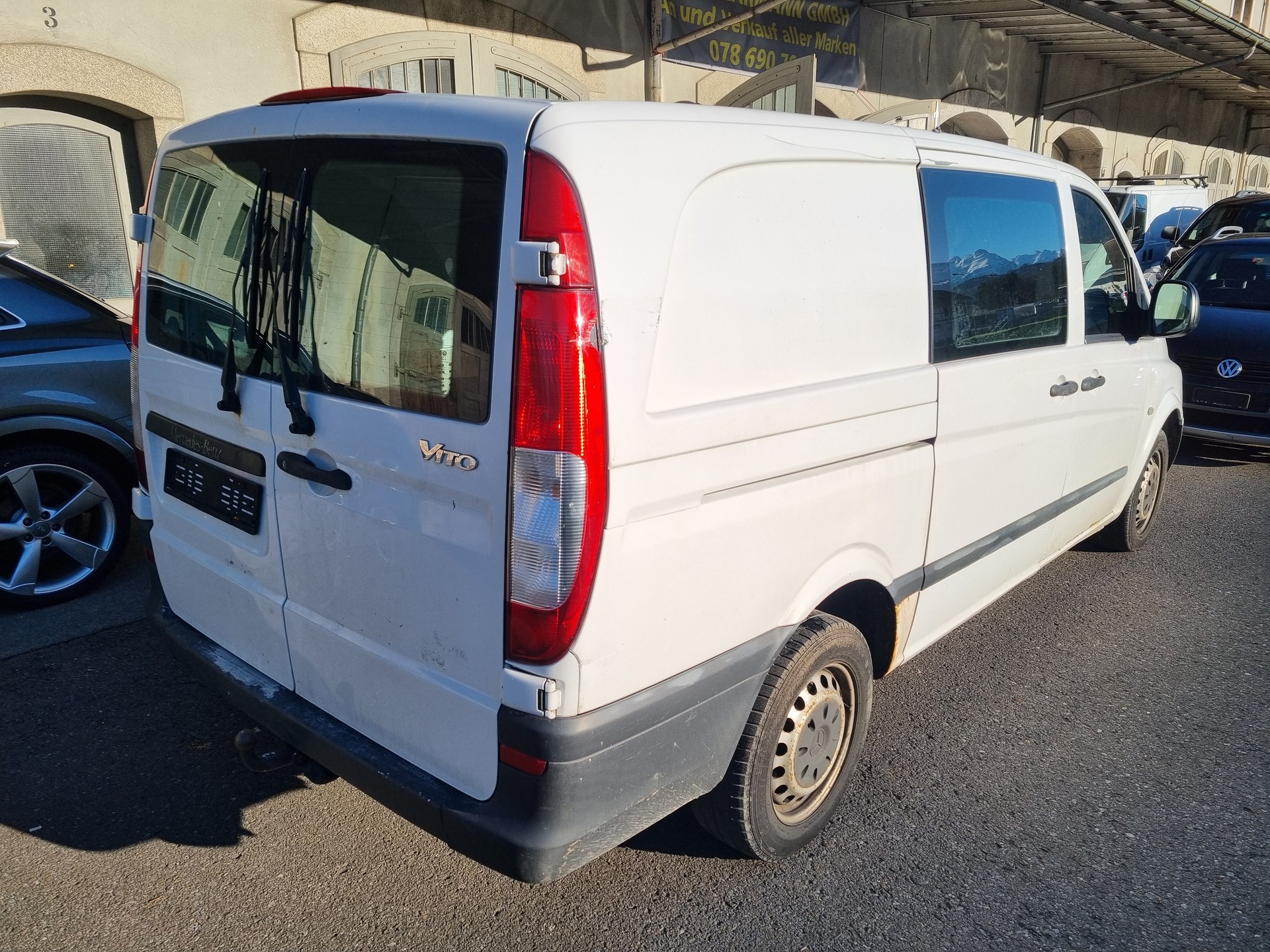 MERCEDES-BENZ Vito 111 CDI-image-2