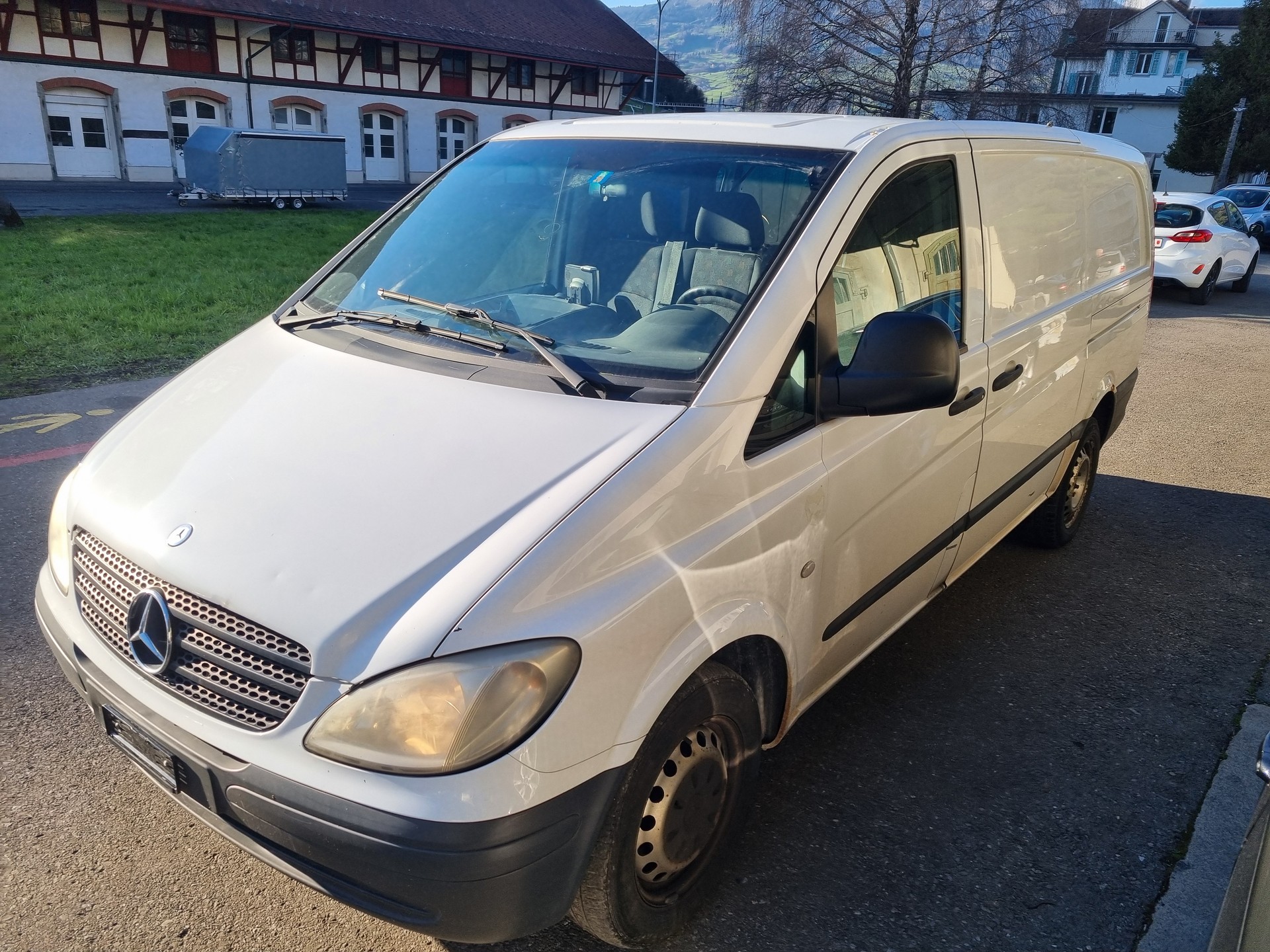 MERCEDES-BENZ Vito 111 CDI-image-0